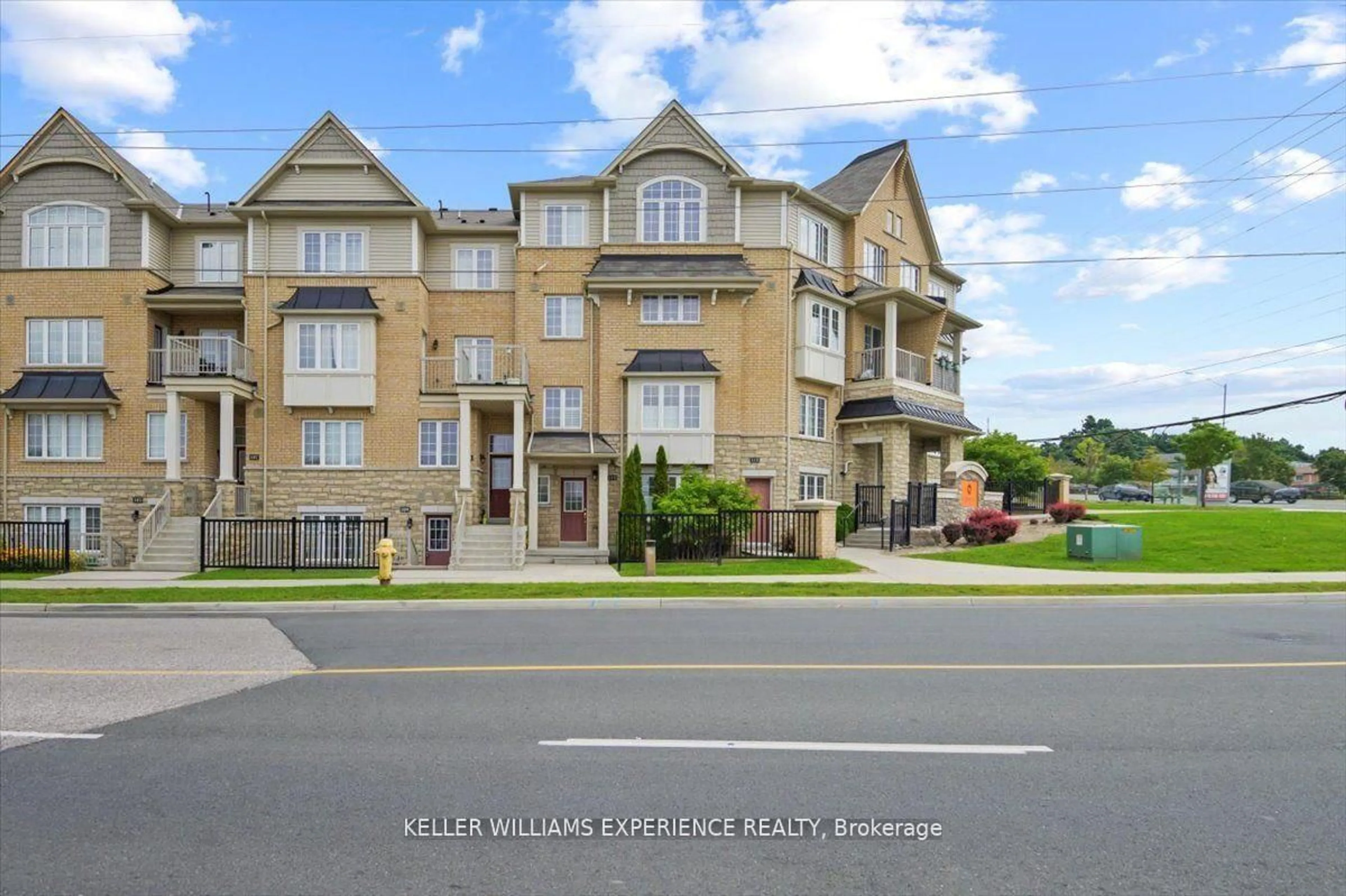 Unknown for 113 Chapman Dr #11, Ajax Ontario L1T 0C1