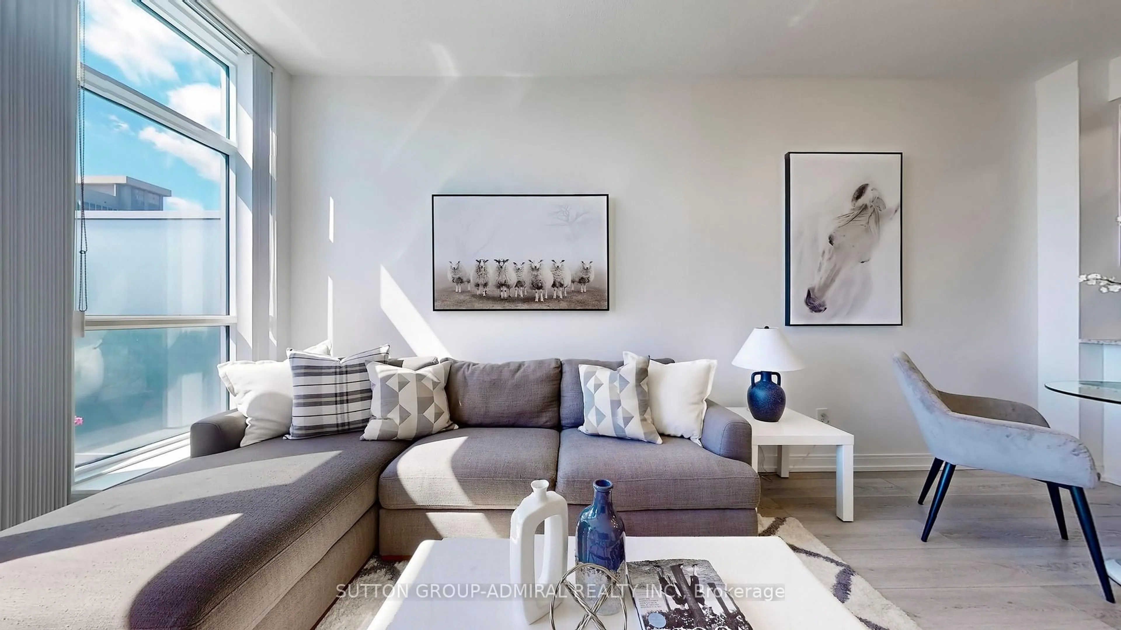 Living room with furniture, unknown for 181 Village Green Sq #PH15, Toronto Ontario M1S 0K6