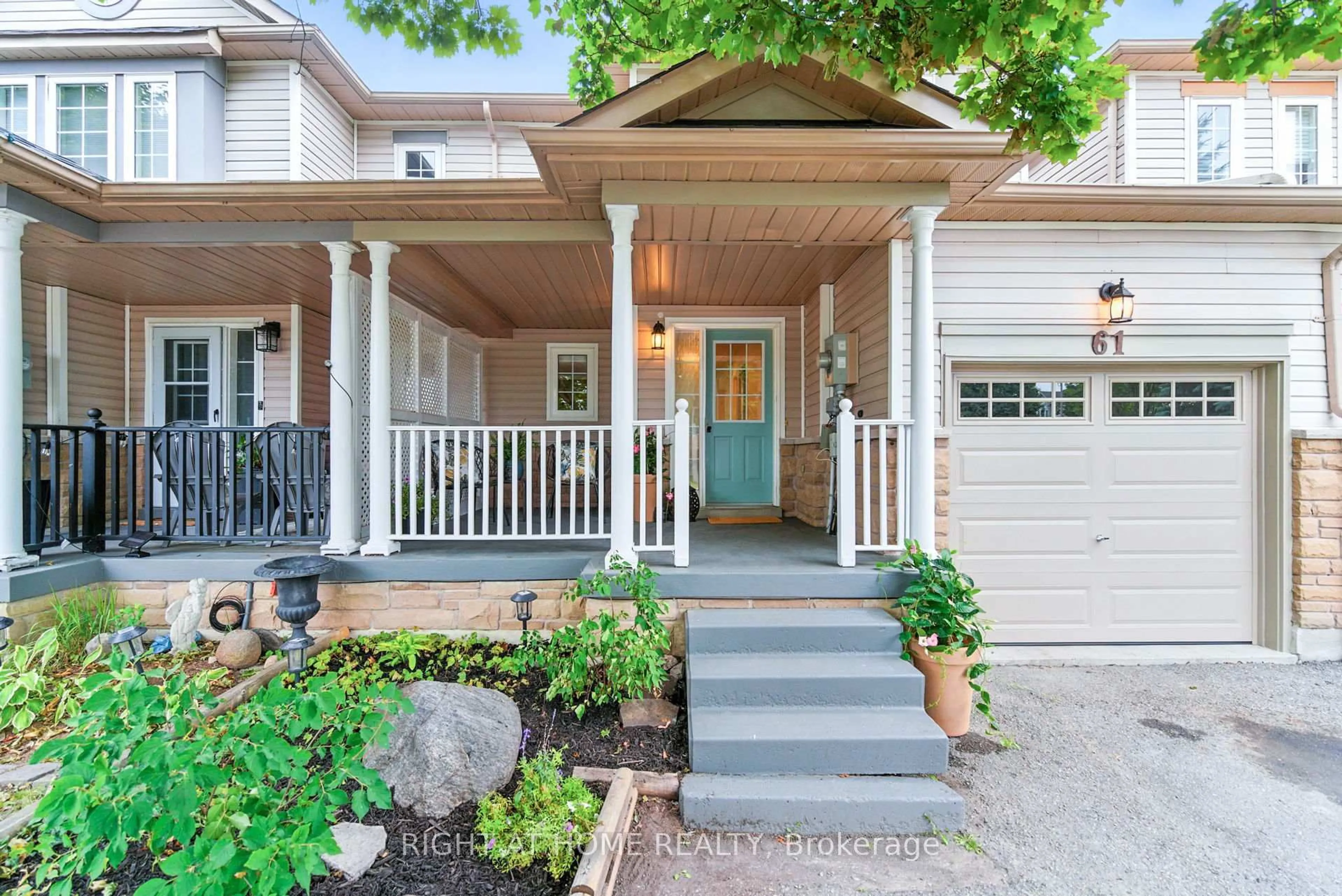 Home with vinyl exterior material, street for 61 Corianne Ave, Whitby Ontario L1M 2J2
