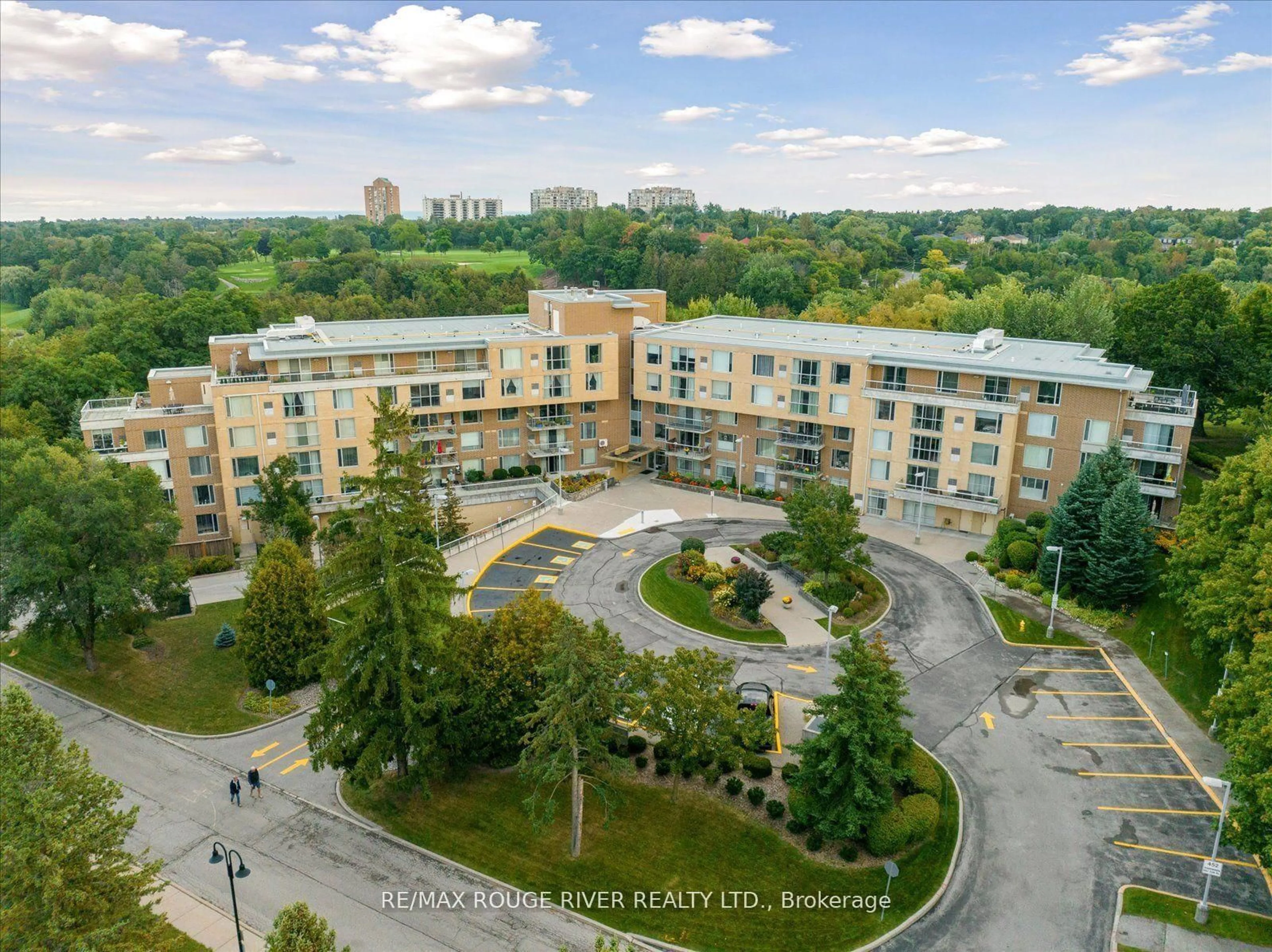 A pic from outside/outdoor area/front of a property/back of a property/a pic from drone, city buildings view from balcony for 452 Scarborough Golf Club Rd #317, Toronto Ontario M1G 1H1