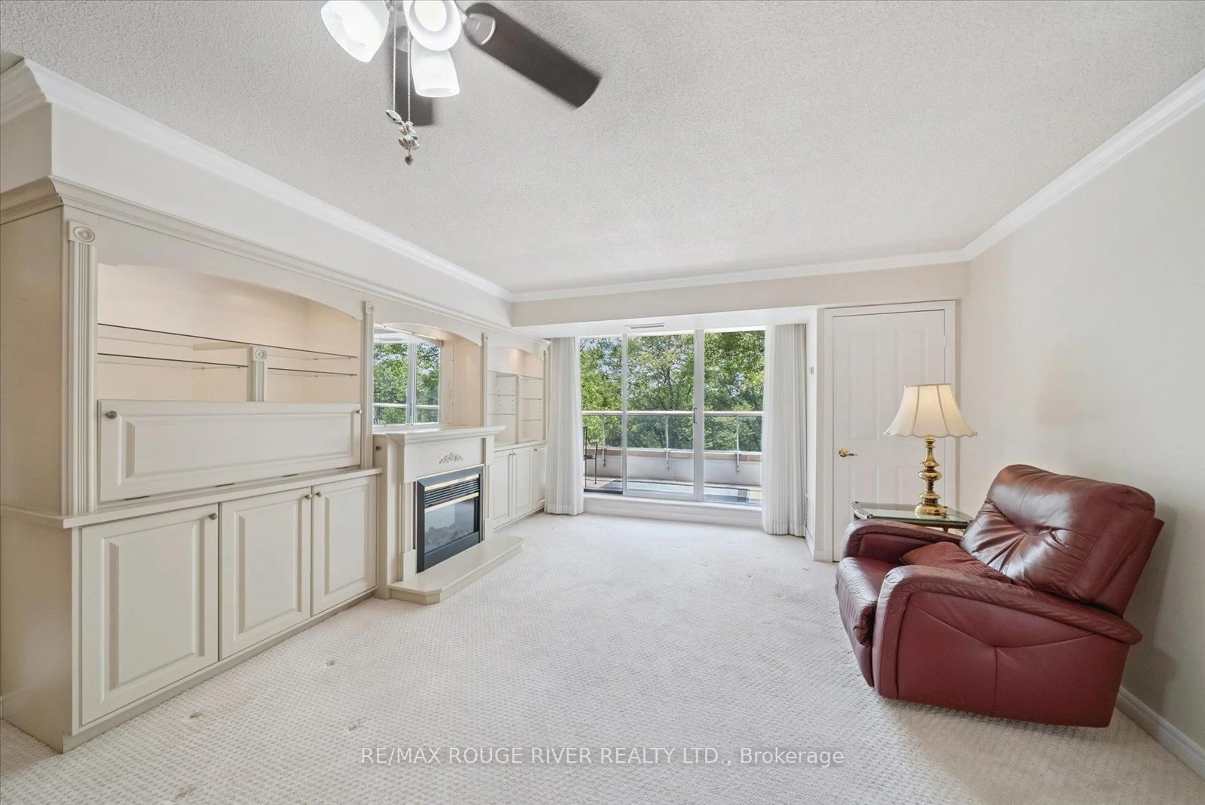Living room with furniture, unknown for 452 Scarborough Golf Club Rd #317, Toronto Ontario M1G 1H1