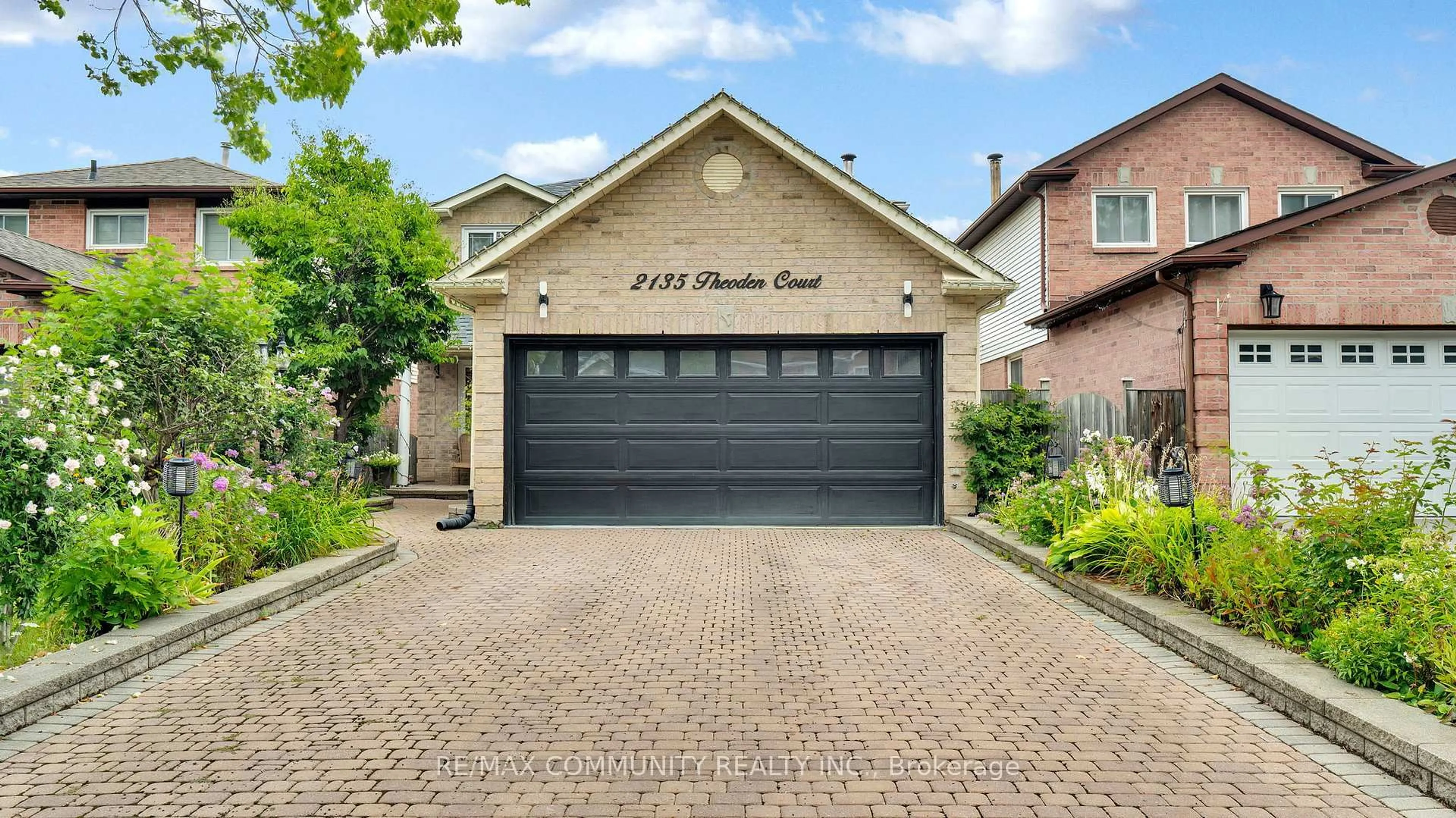 Home with brick exterior material, street for 2135 Theoden Cres, Pickering Ontario L1X 1Z9