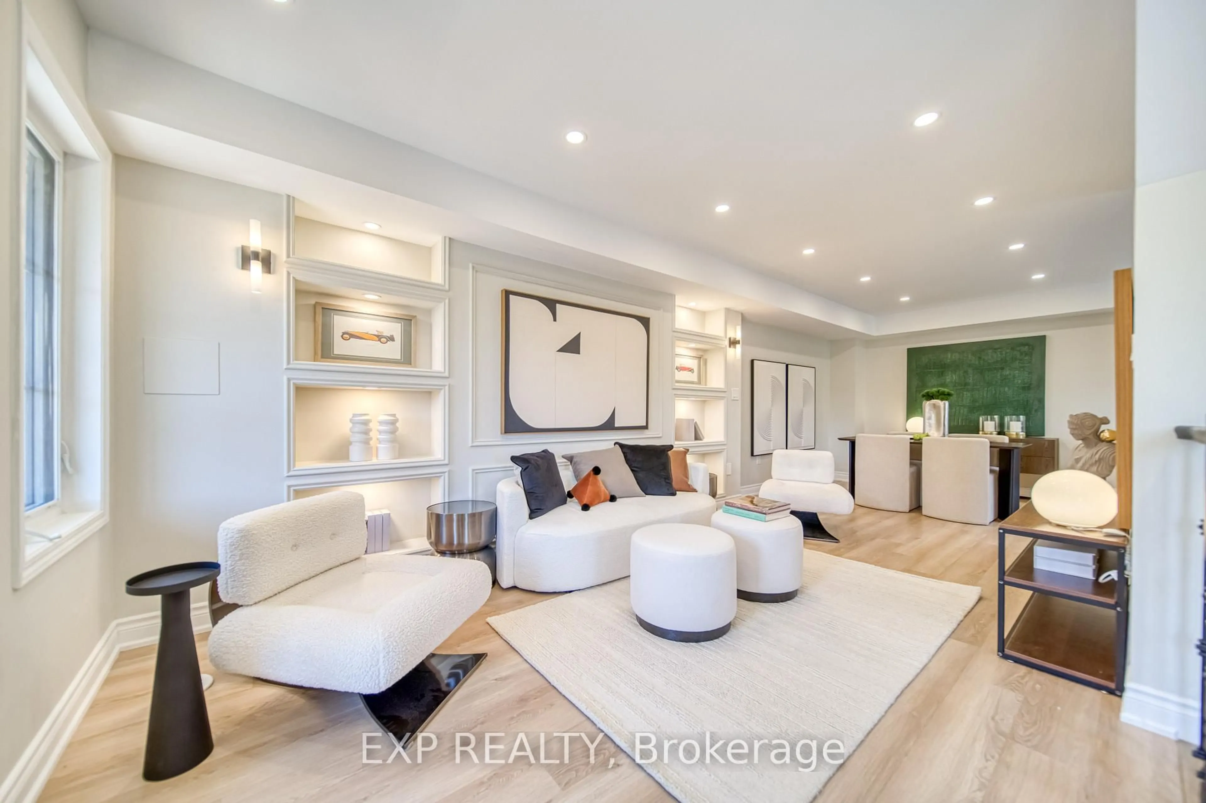 Living room with furniture, unknown for 40 Deans Dr, Toronto Ontario M1L 0J4