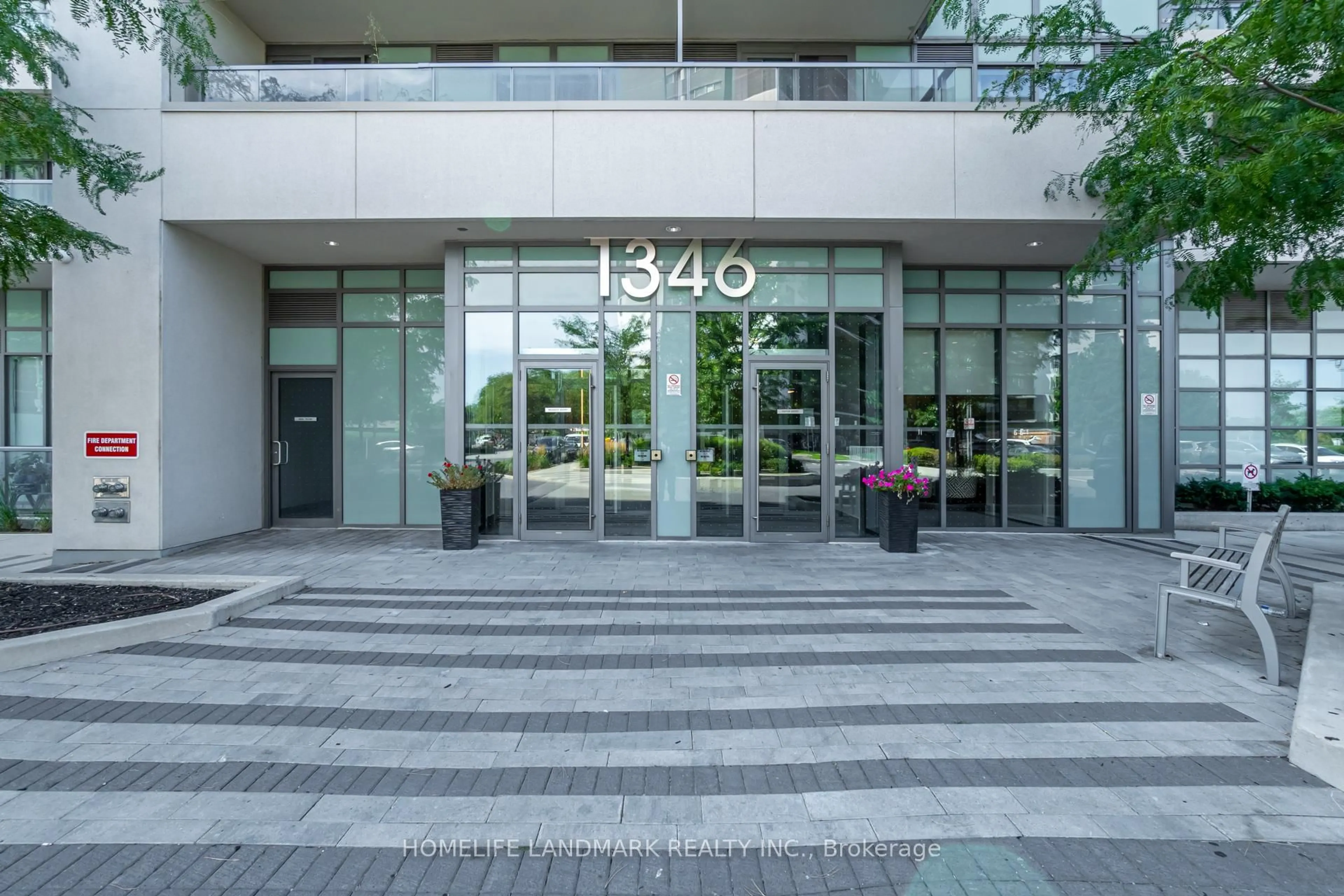 Patio, building for 1346 Danforth Rd #1116, Toronto Ontario M1J 0A9