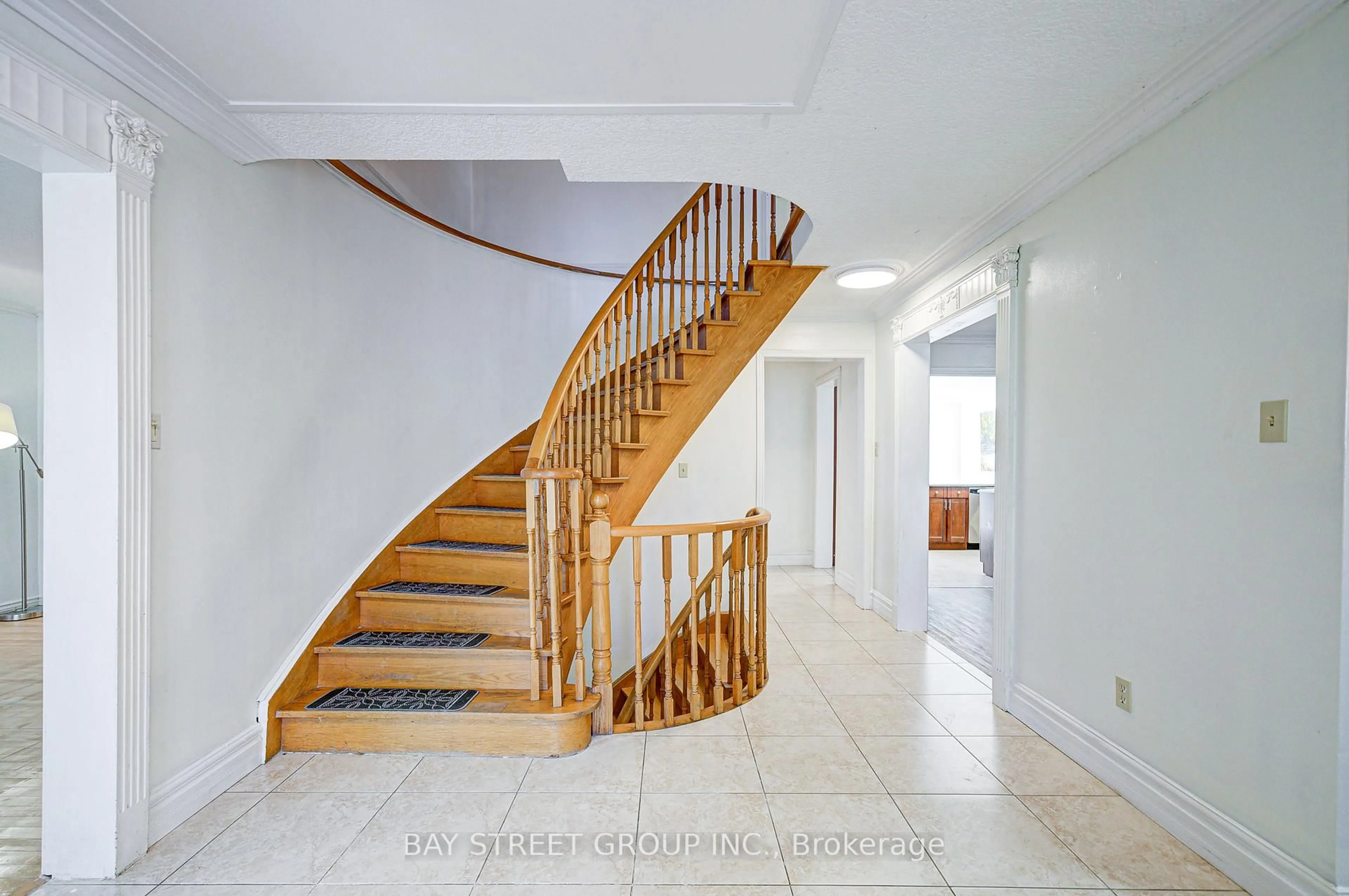 Stairs for 2 Intrepid Dr, Whitby Ontario L1N 8R7