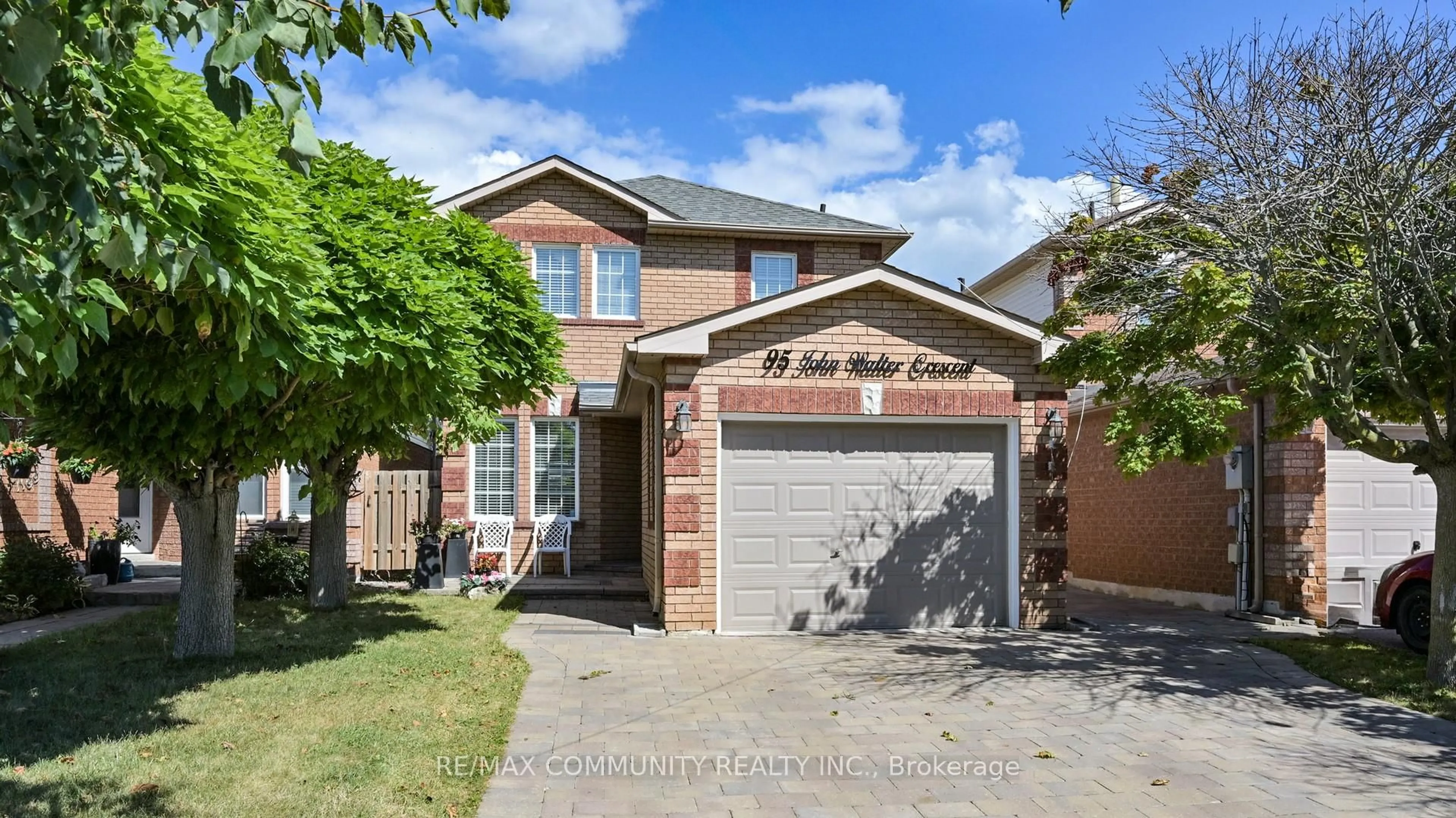 Home with brick exterior material, street for 95 John Walter Cres, Clarington Ontario L1E 2W8