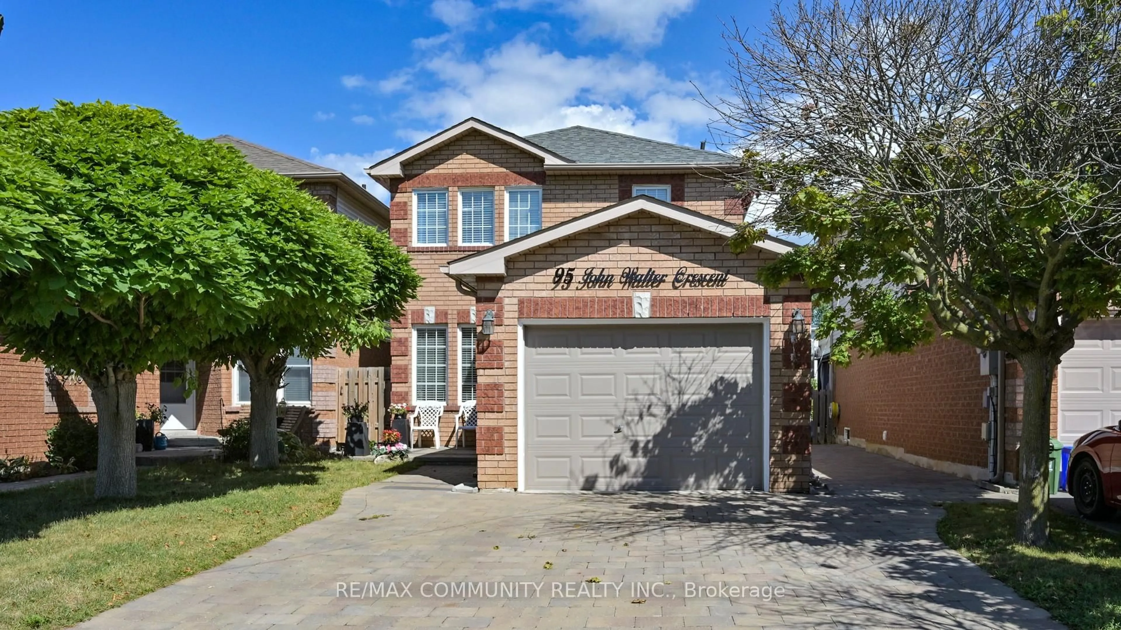 Home with brick exterior material, street for 95 John Walter Cres, Clarington Ontario L1E 2W8