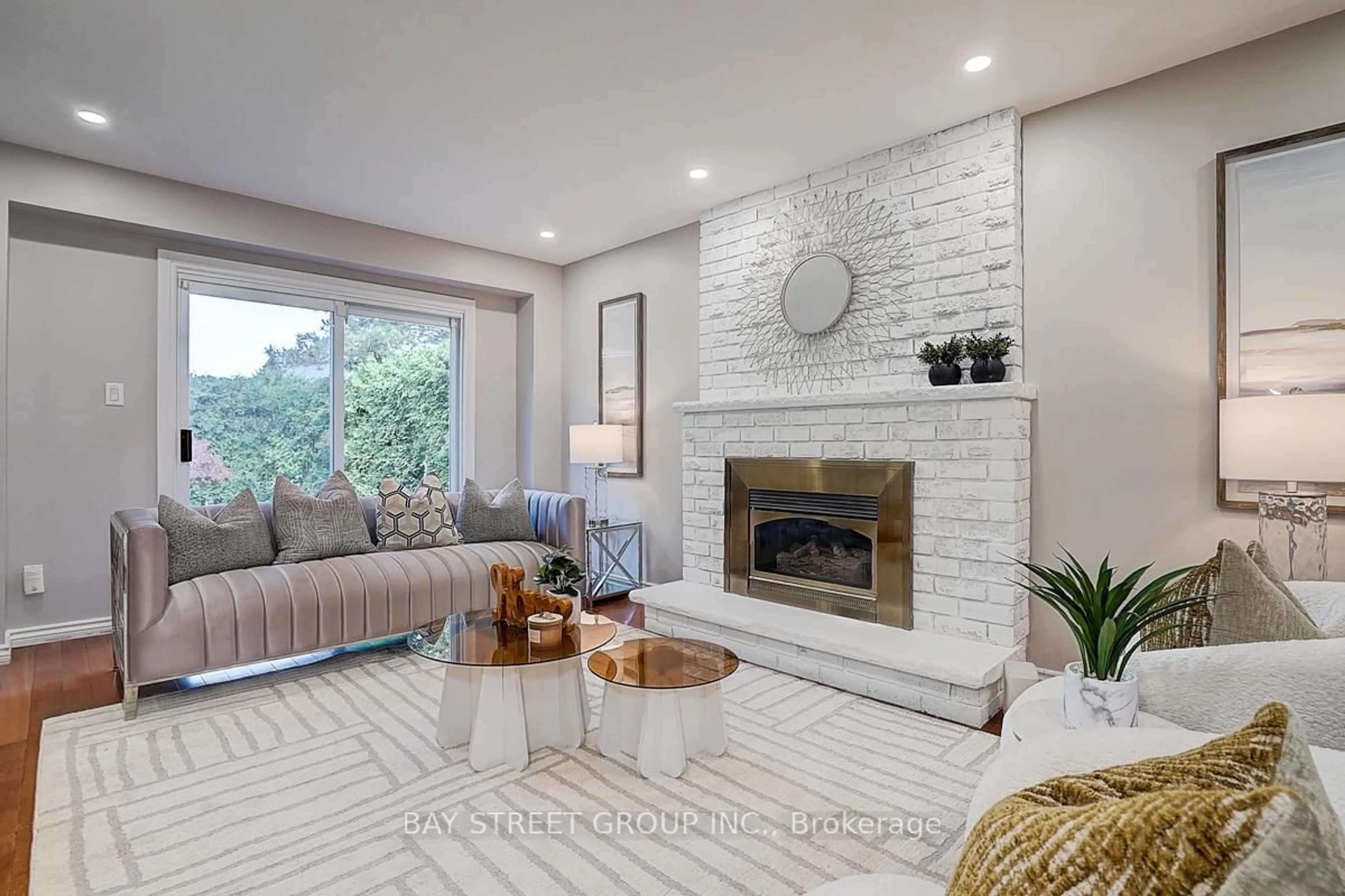 Living room with furniture, ceramic/tile floor for 342 REGAL BRIAR St, Whitby Ontario L1N 6N1