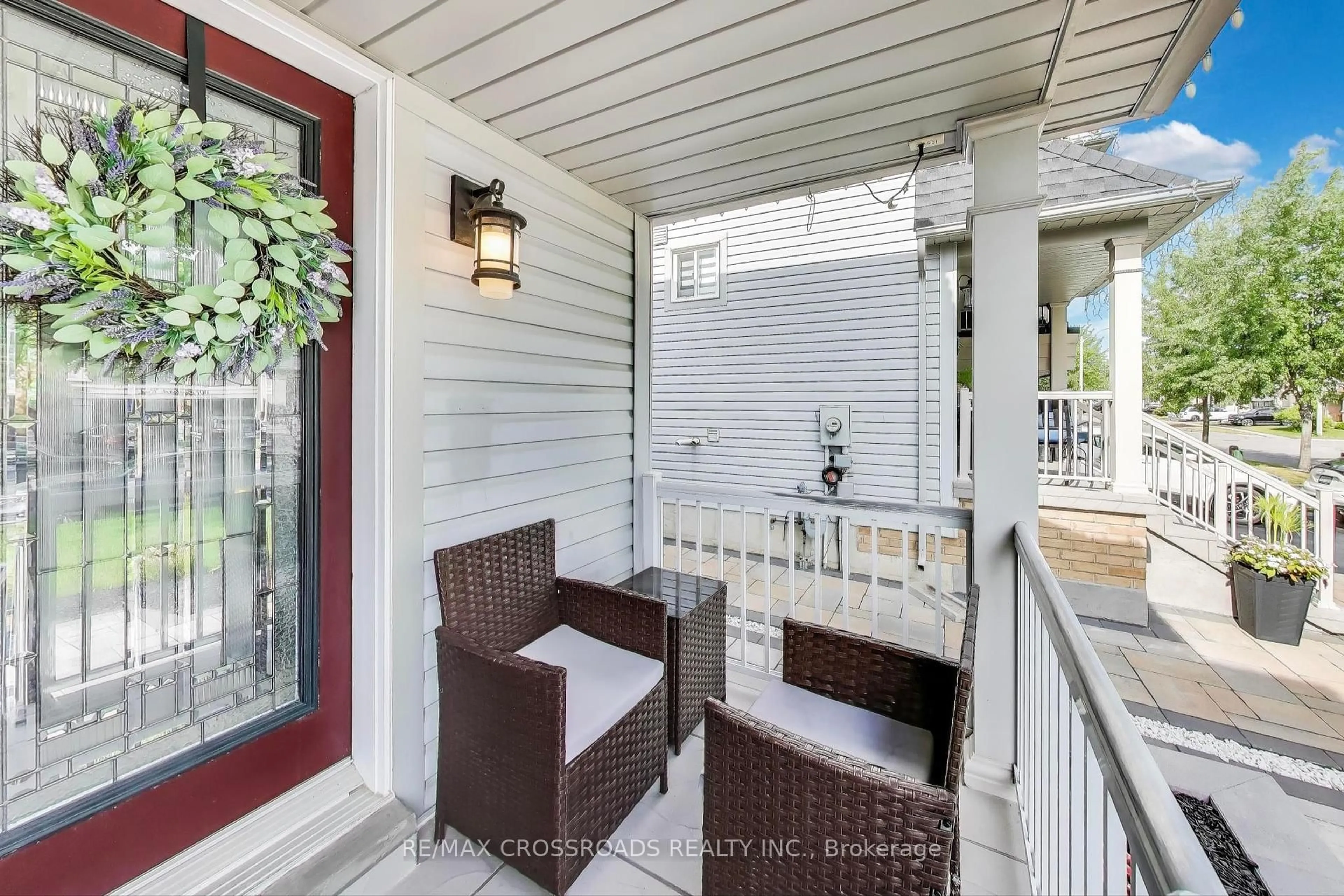 Patio, street for 1104 Beneford Rd, Oshawa Ontario L1K 0A3