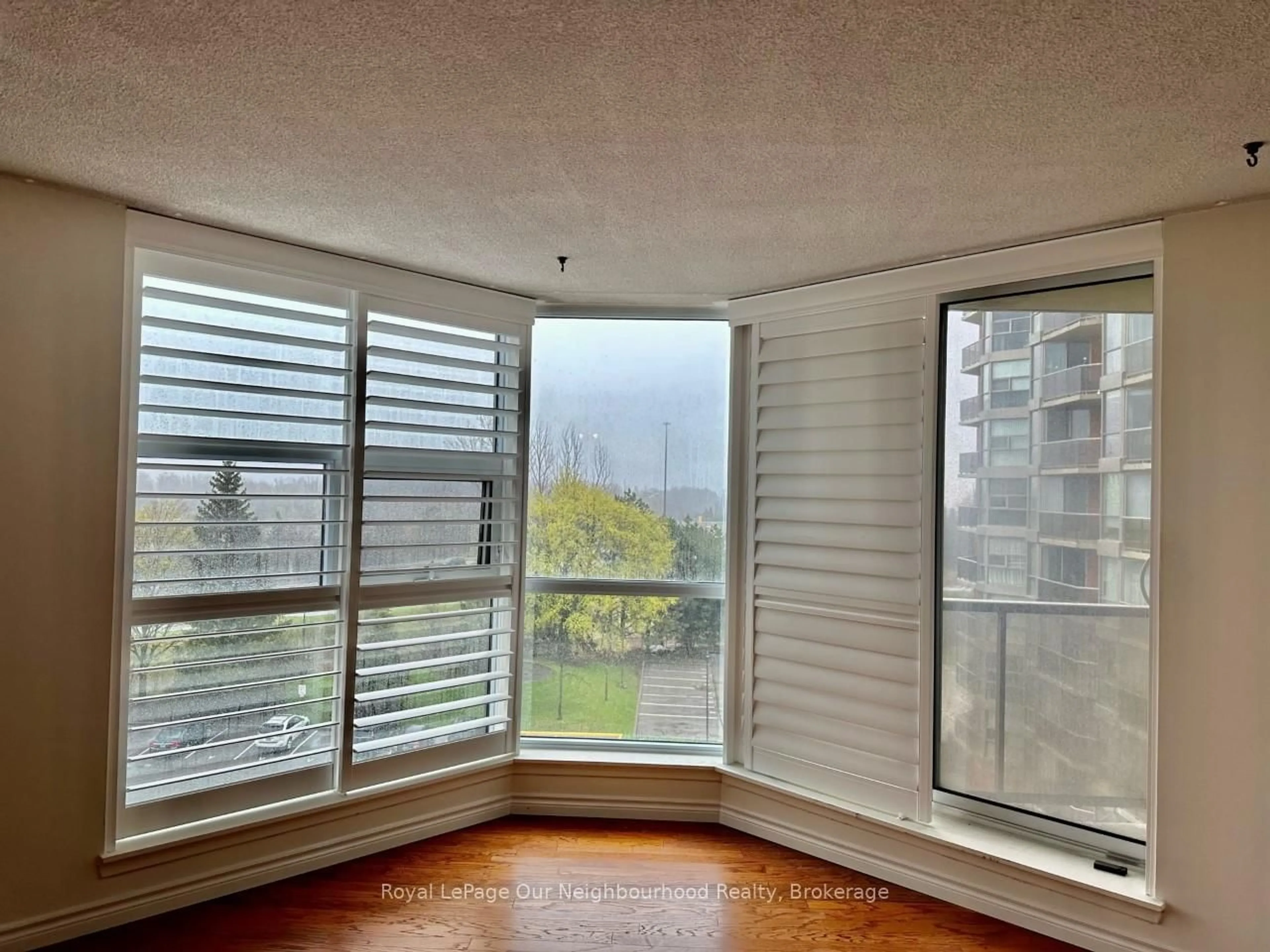 A pic of a room for 20 Dean Park Rd #611, Toronto Ontario M1B 3G9