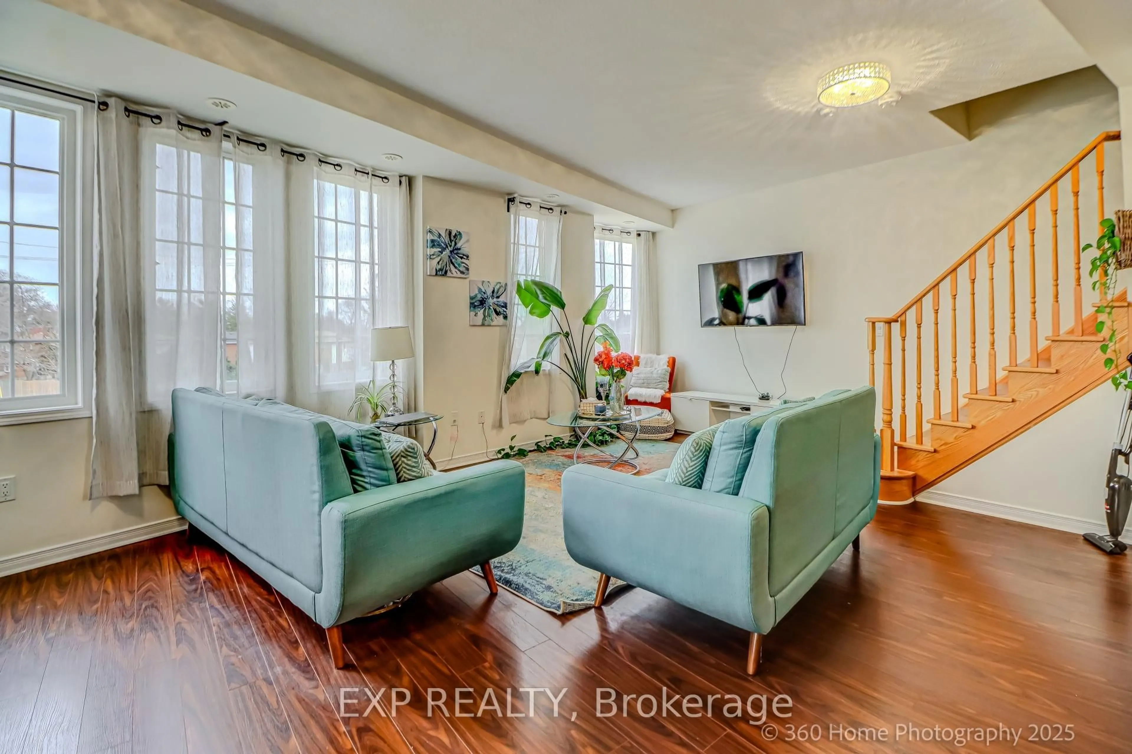 Living room with furniture, unknown for 23 Island Rd #26, Toronto Ontario M1C 0E4