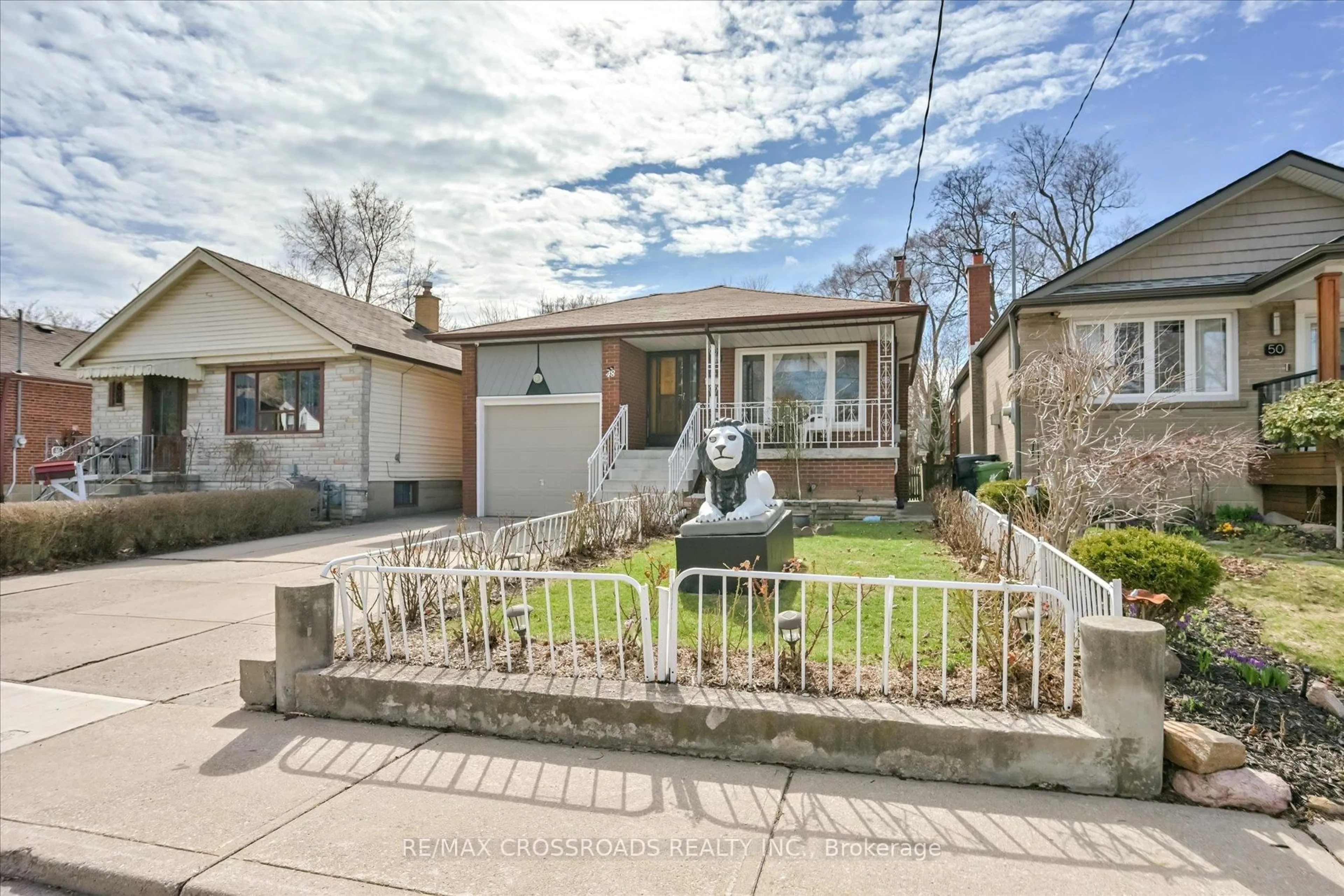 Unknown for 48 Phillip Ave, Toronto Ontario M1N 3P9
