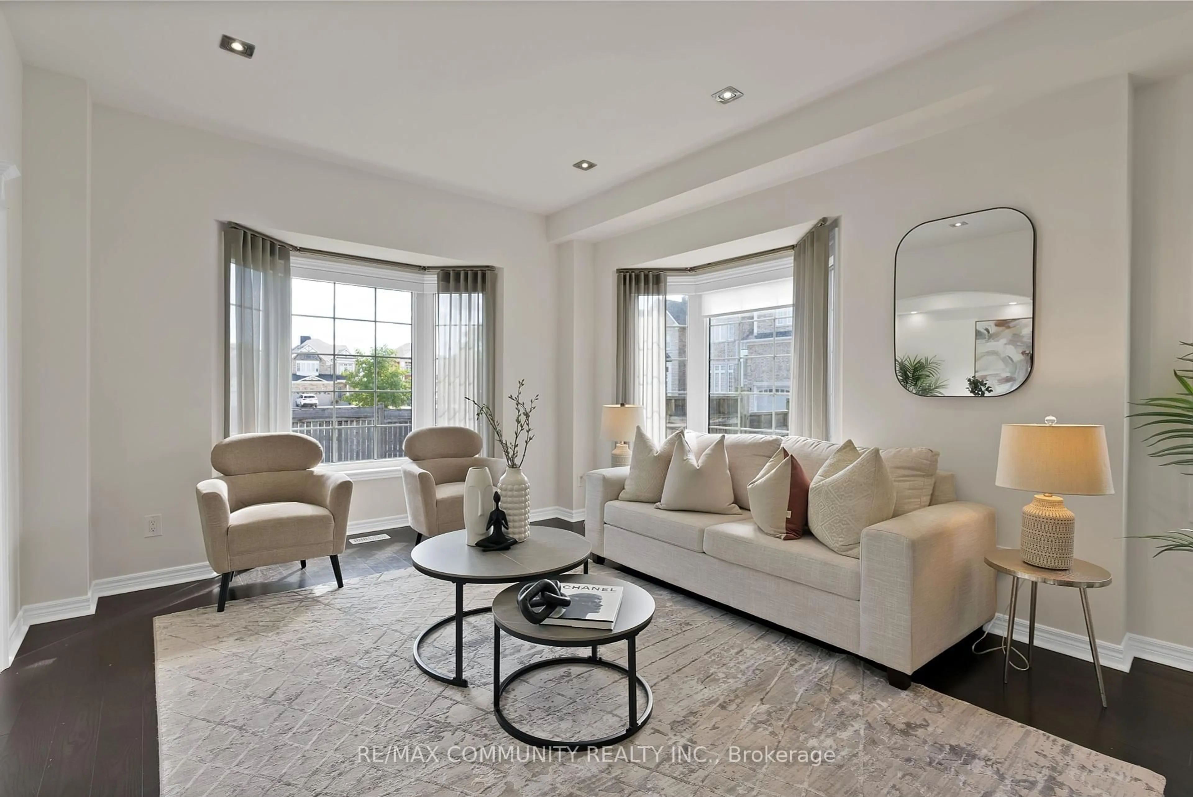 Living room with furniture, unknown for 62 McCourt Dr, Ajax Ontario L1Z 0C6