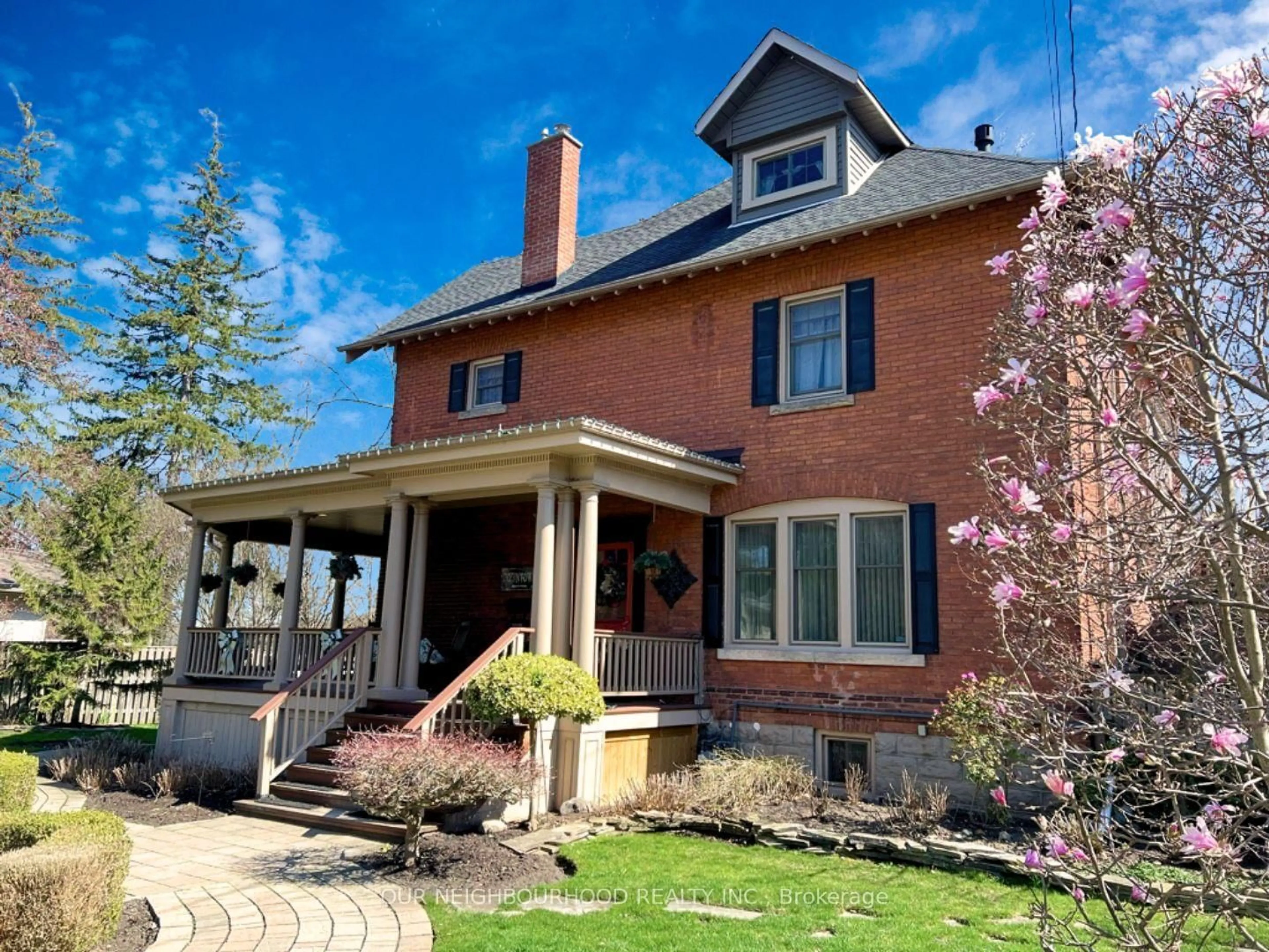 Home with brick exterior material, street for 305 Trent St, Whitby Ontario L1N 1M3