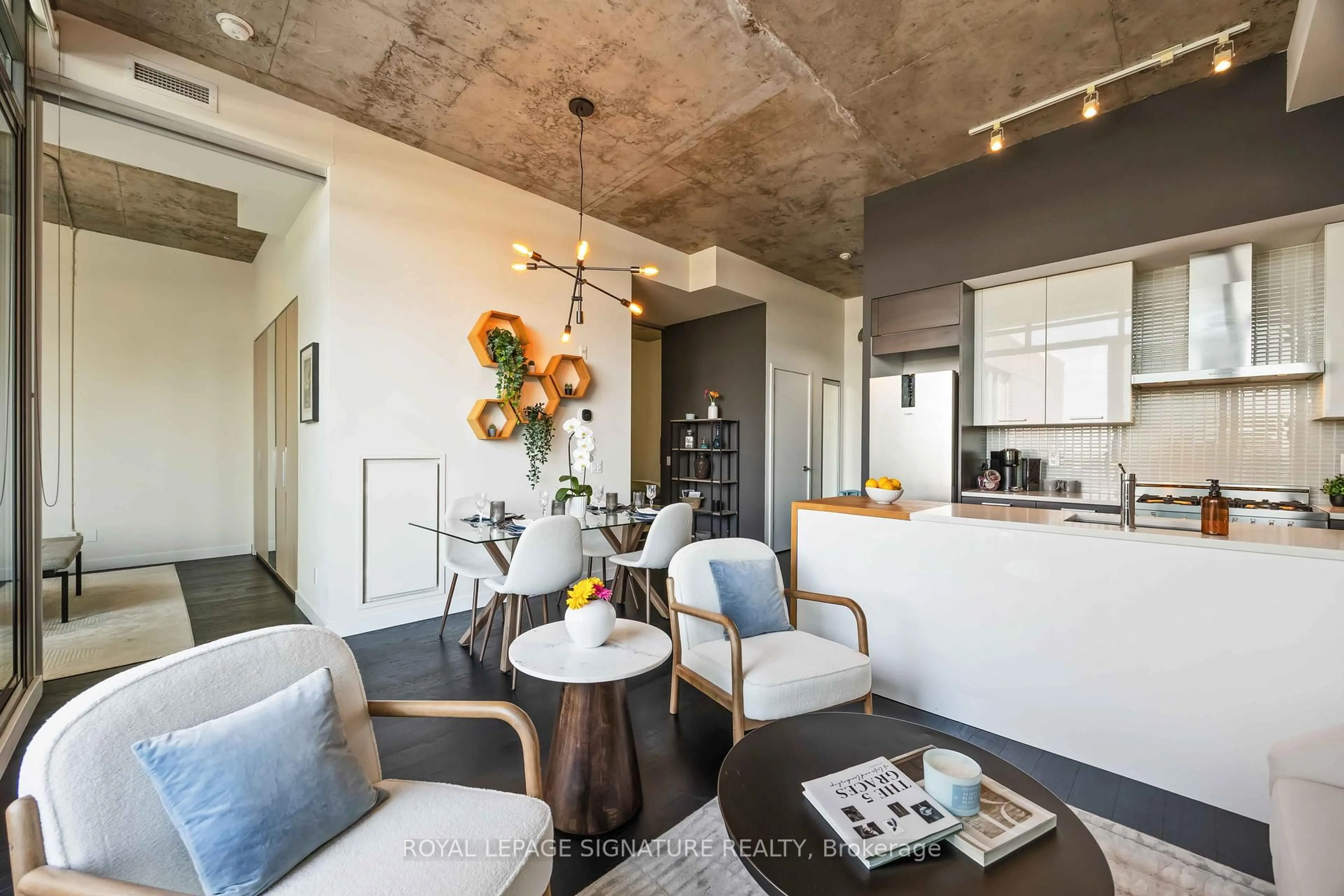 Open concept kitchen, cement floor for 90 Broadview Ave #913, Toronto Ontario M4M 0A7