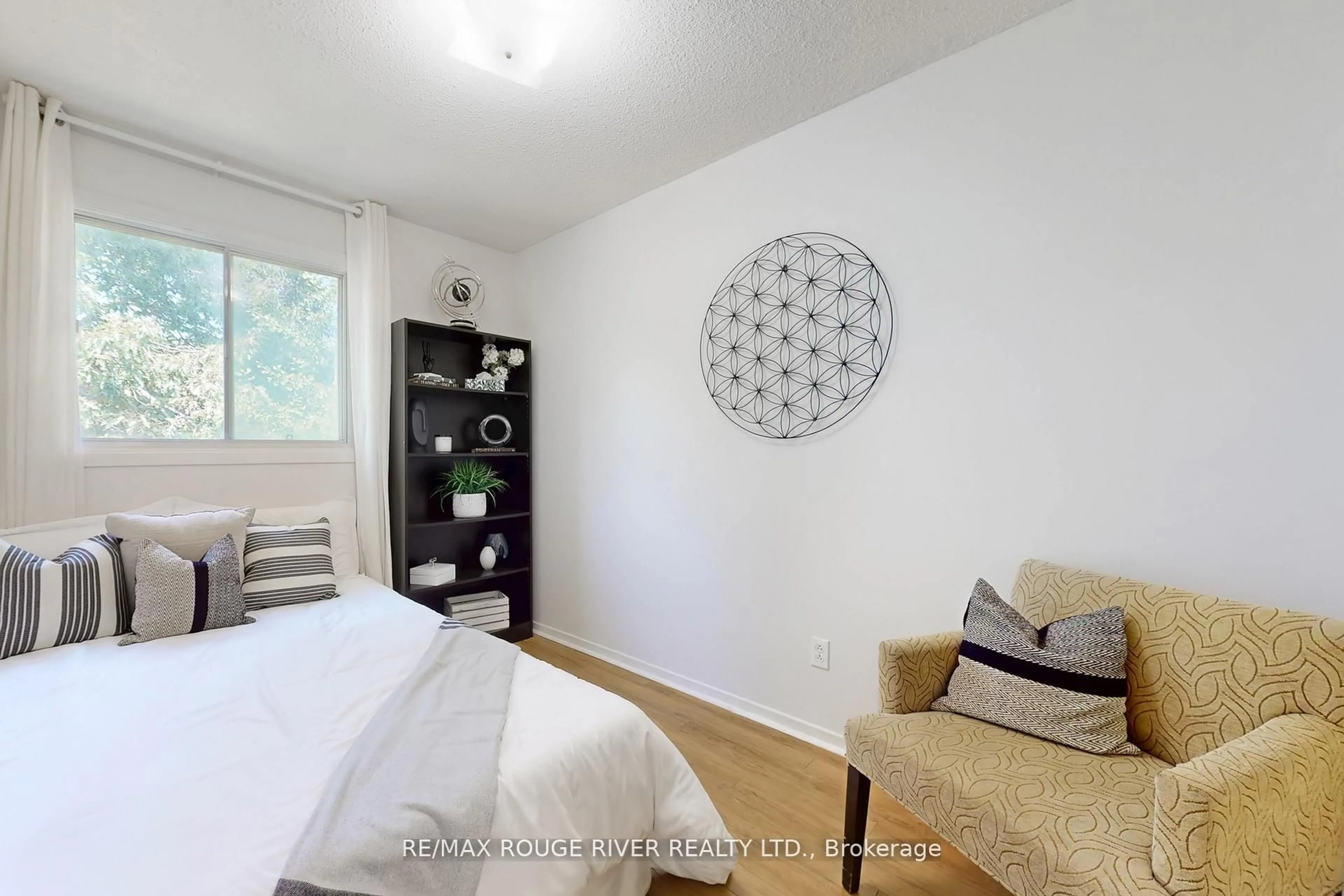 A pic of a room for 34 Dundalk Dr #24, Toronto Ontario M1P 4W3