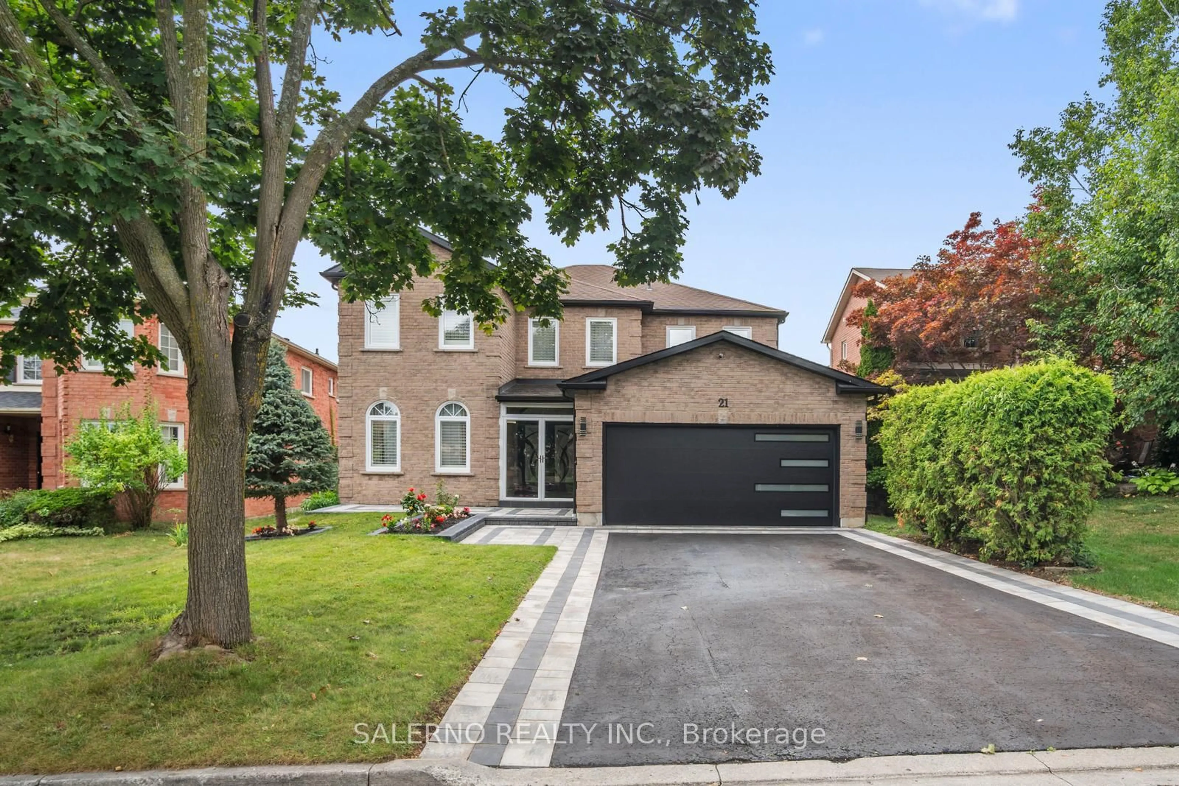 Home with brick exterior material, street for 21 Bentonwood Cres, Whitby Ontario L1R 1L5