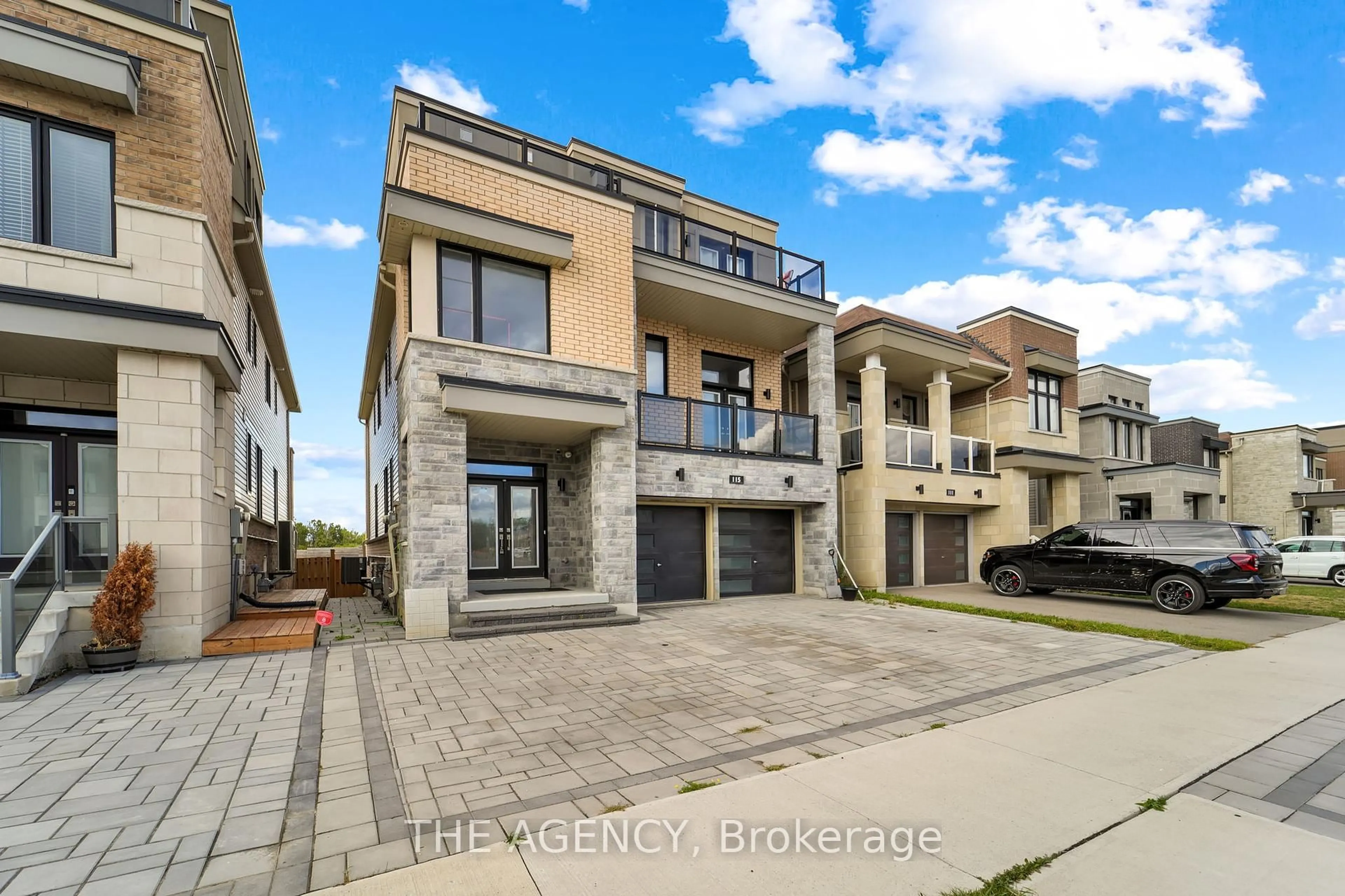 Home with brick exterior material, street for 115 Yacht Dr, Clarington Ontario L1C 4A7