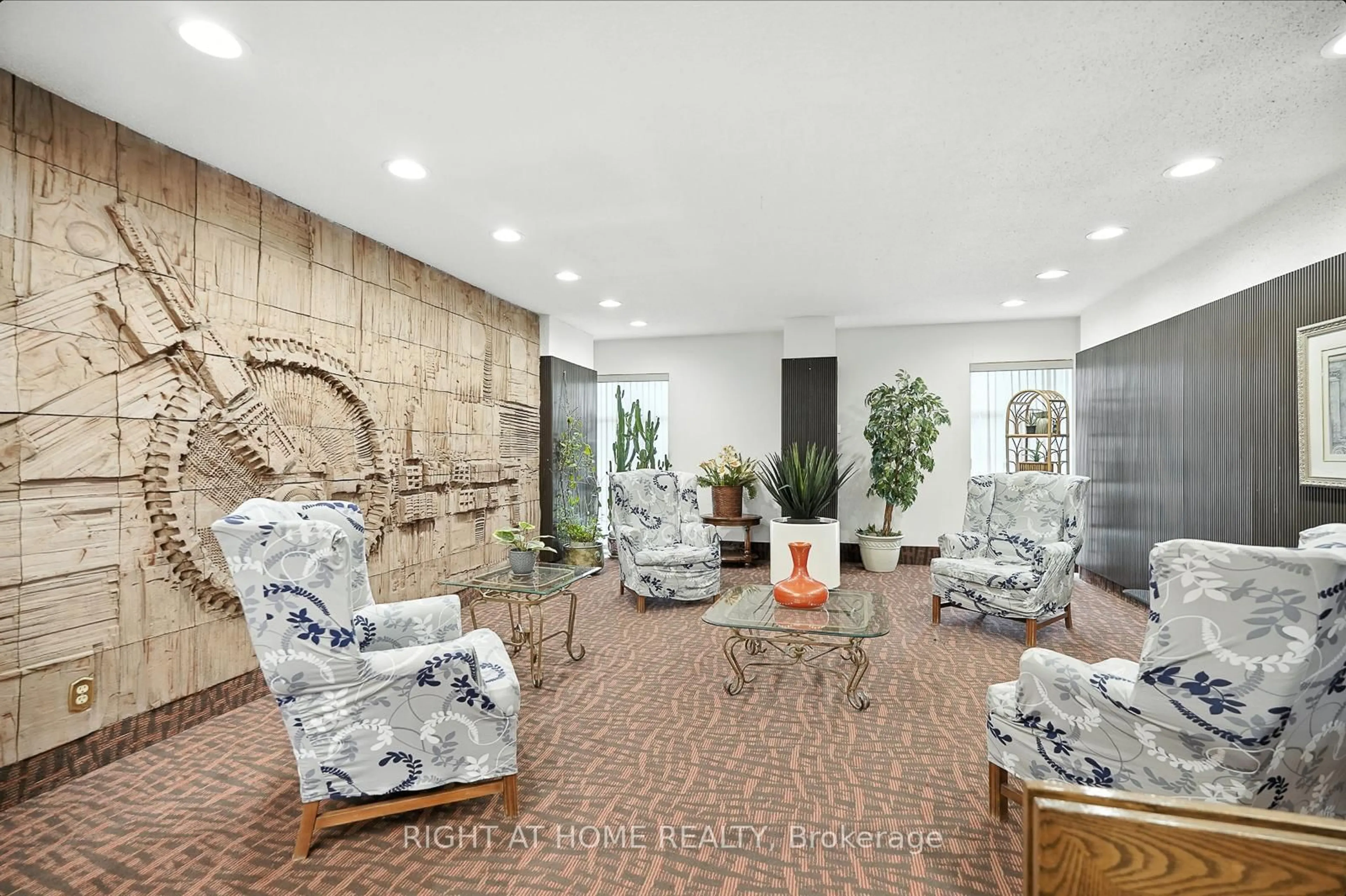 Lobby for 45 Silver Springs Blvd #902, Toronto Ontario M1V 1R2