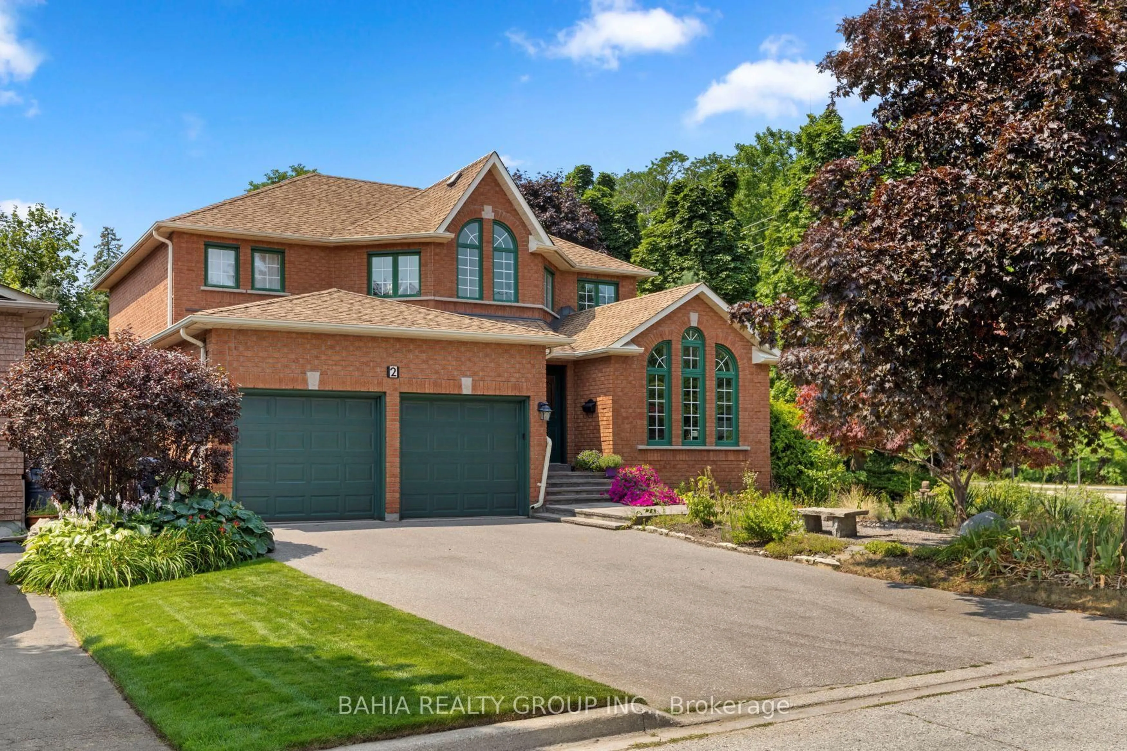 Home with brick exterior material, street for 2 Tanis Cres, Toronto Ontario M1C 4Z8