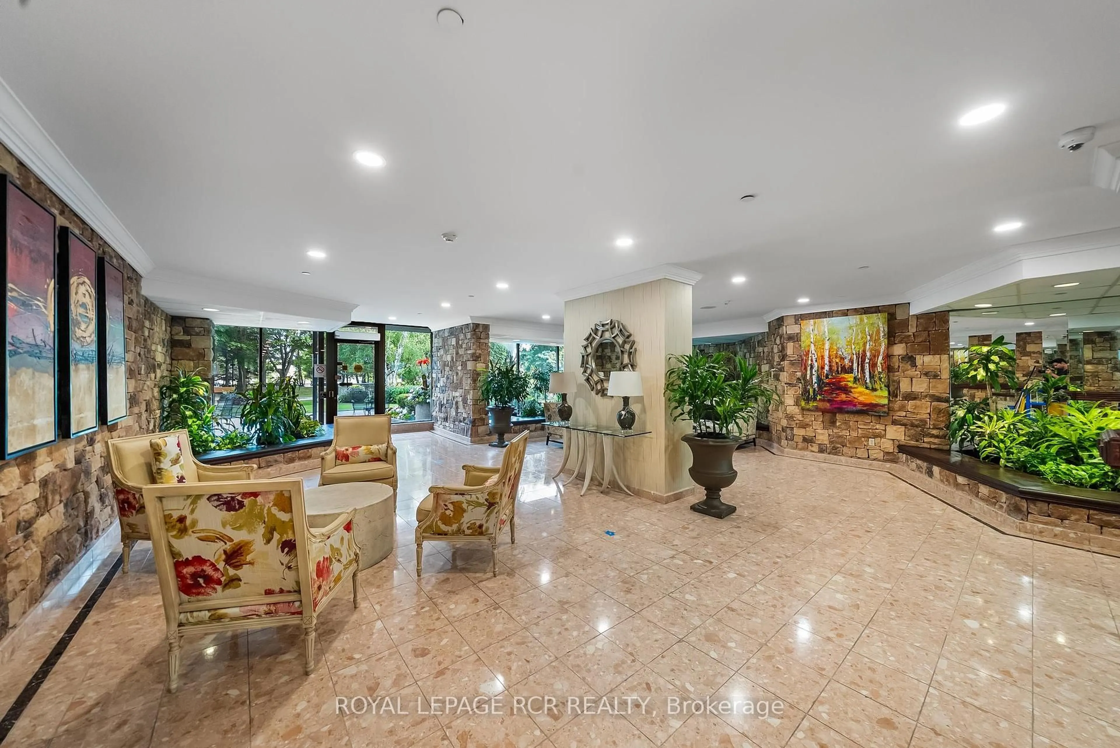 Lobby for 2350 Bridletowne Circ #1402, Toronto Ontario M1W 3E6