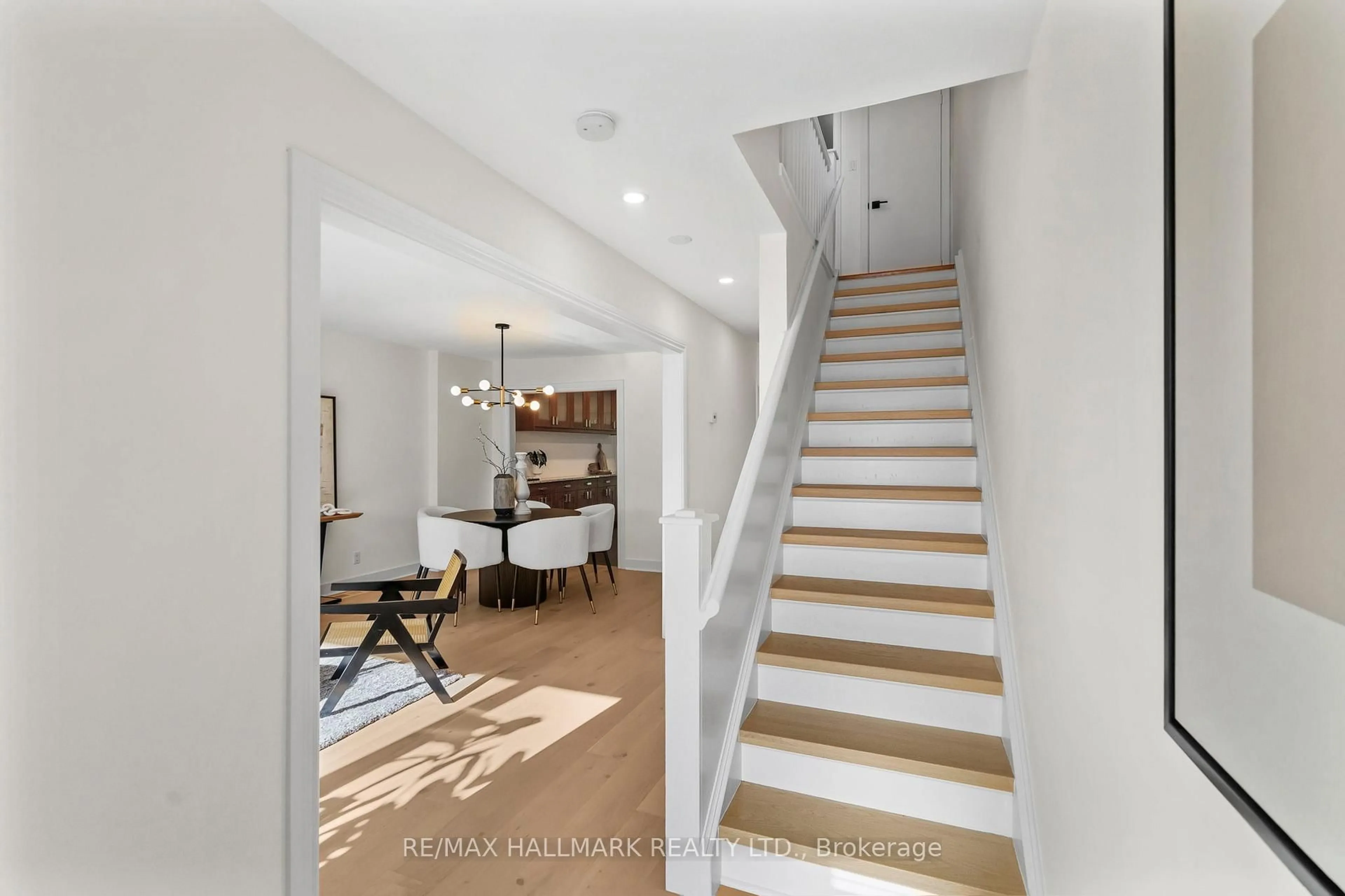 Unknown for 153 Bellefair Ave, Toronto Ontario M4L 3V1