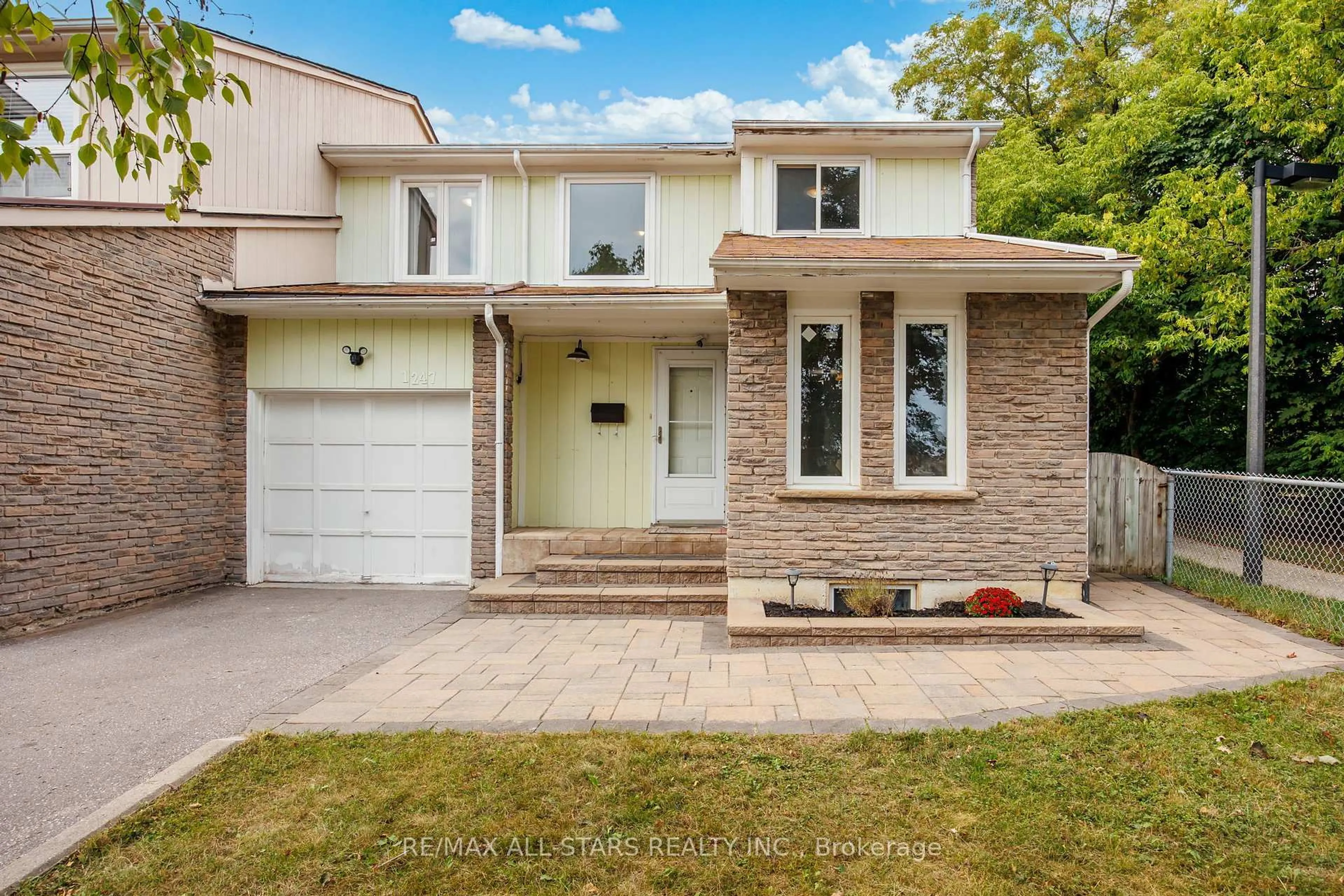 Home with brick exterior material, street for 1247 Canborough Cres, Pickering Ontario L1V 3K8