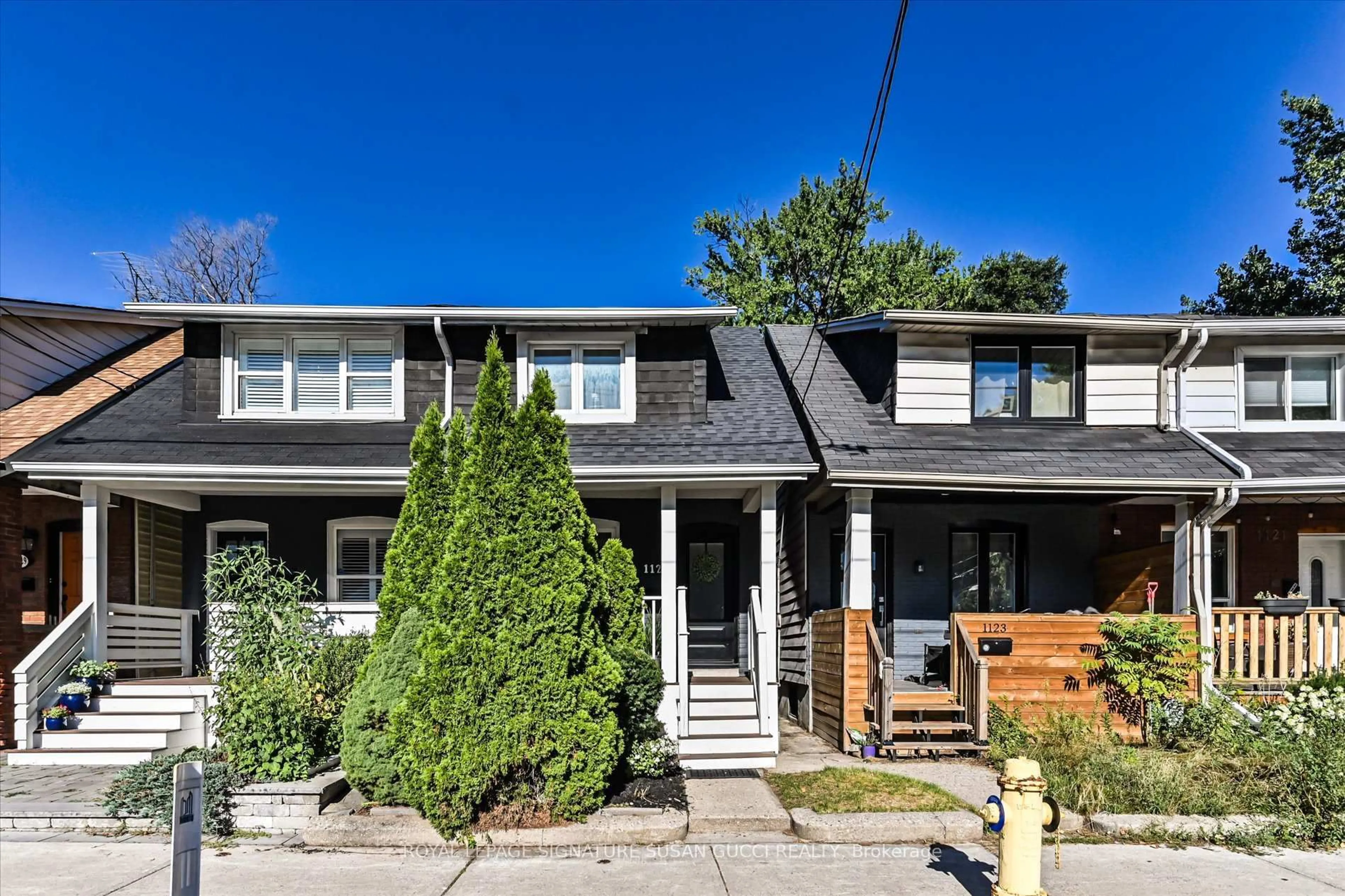 Unknown for 1125 Woodbine Ave, Toronto Ontario M4C 4C6