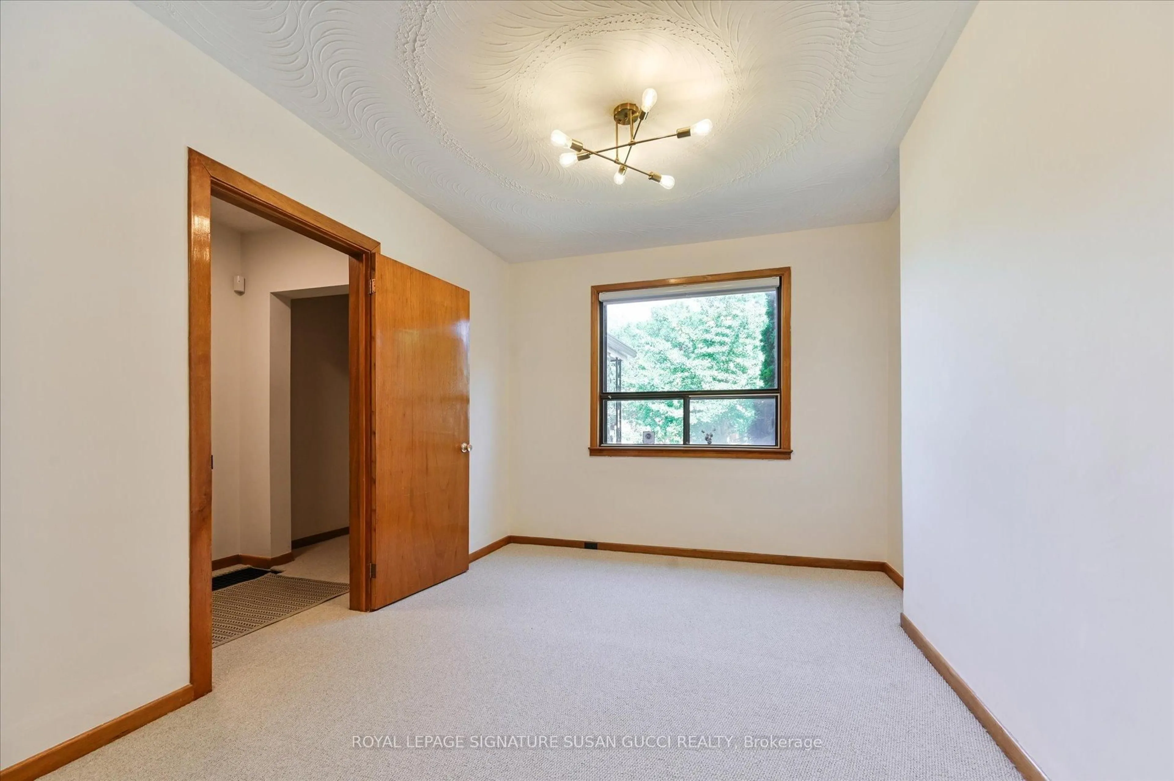 Unknown for 96 Woodycrest Ave, Toronto Ontario M4J 3A9