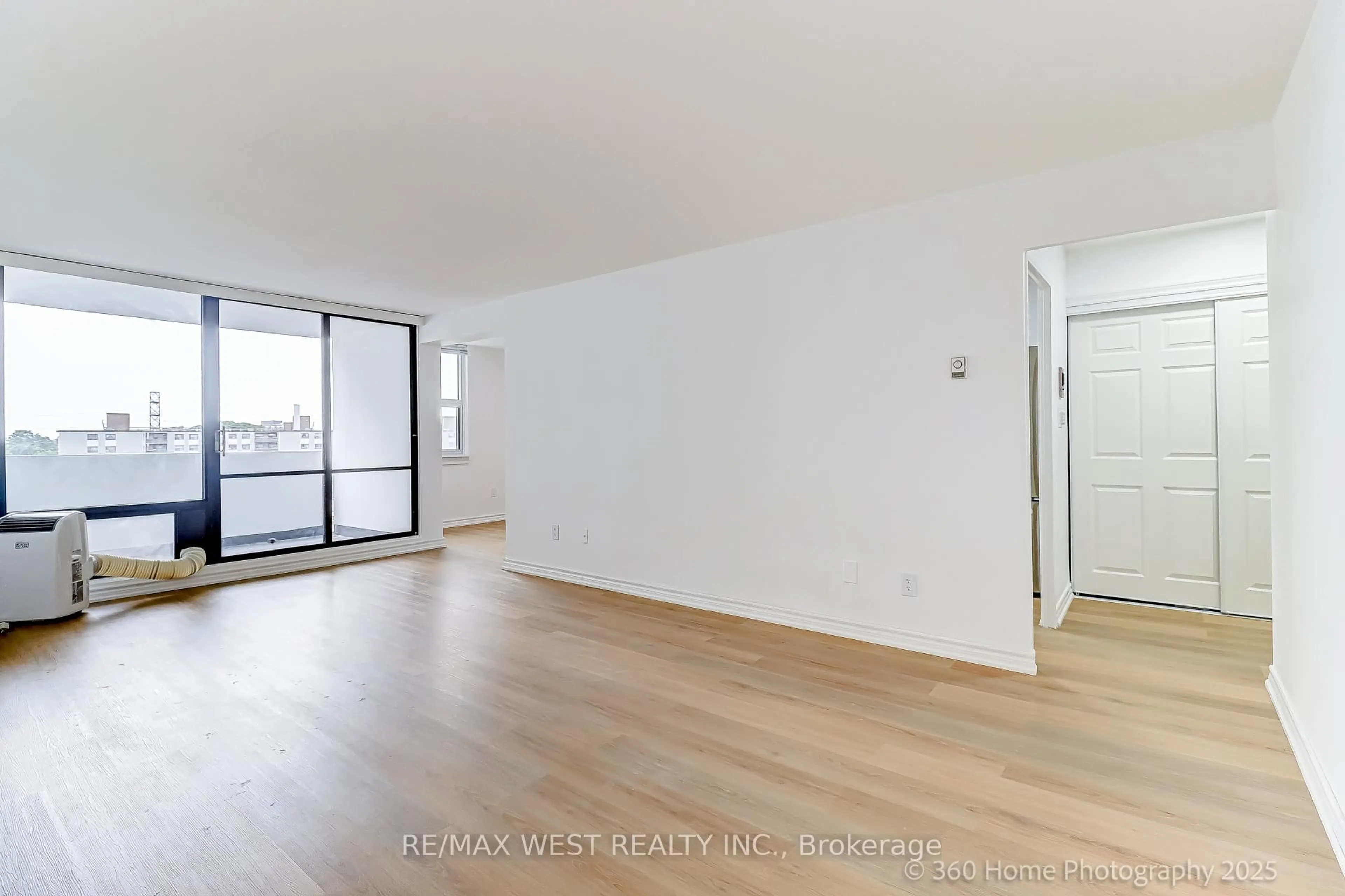 A pic of a room for 3 Massey Sq #803, Toronto Ontario M4C 5L5