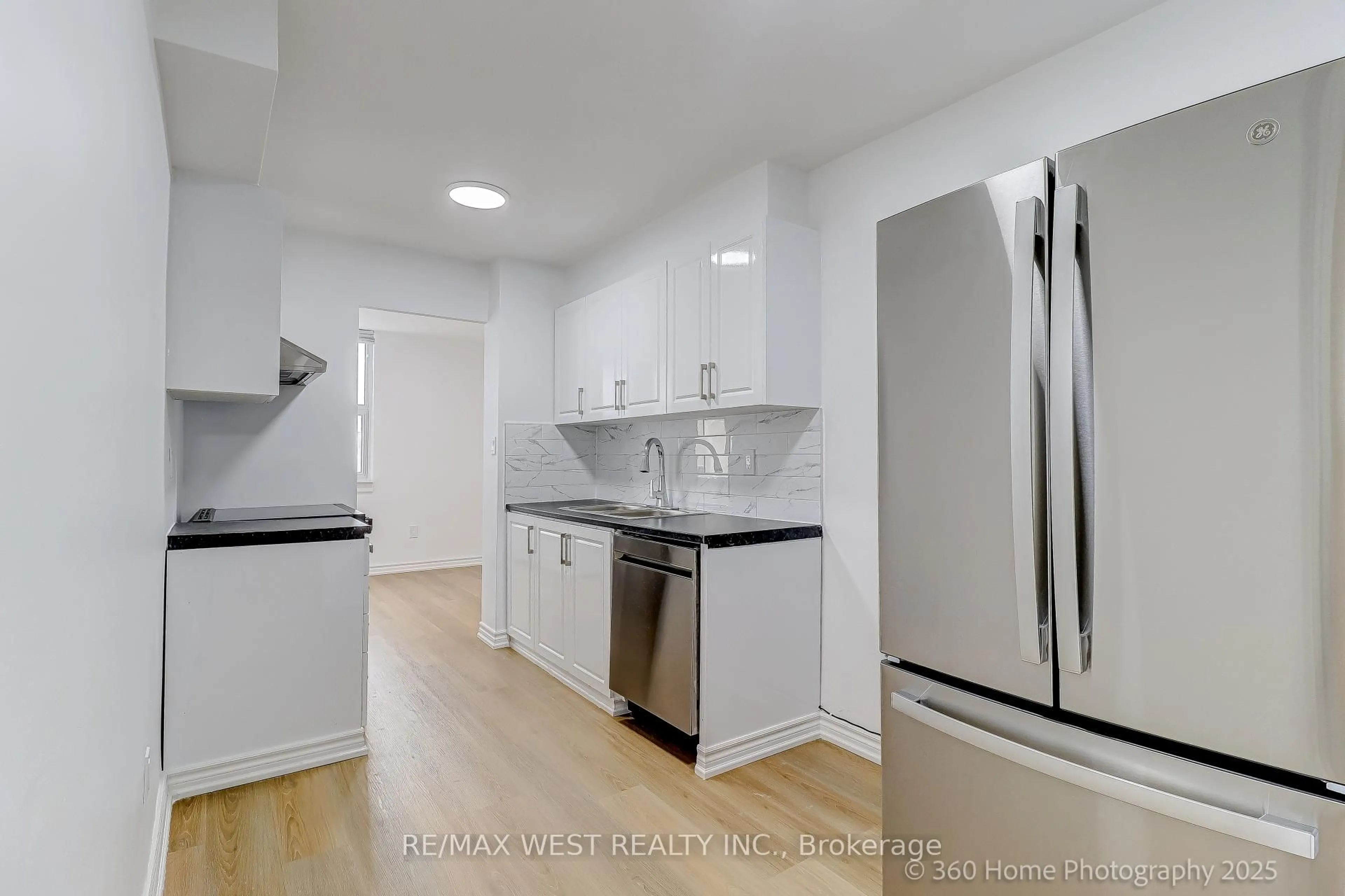 Standard kitchen, unknown for 3 Massey Sq #803, Toronto Ontario M4C 5L5