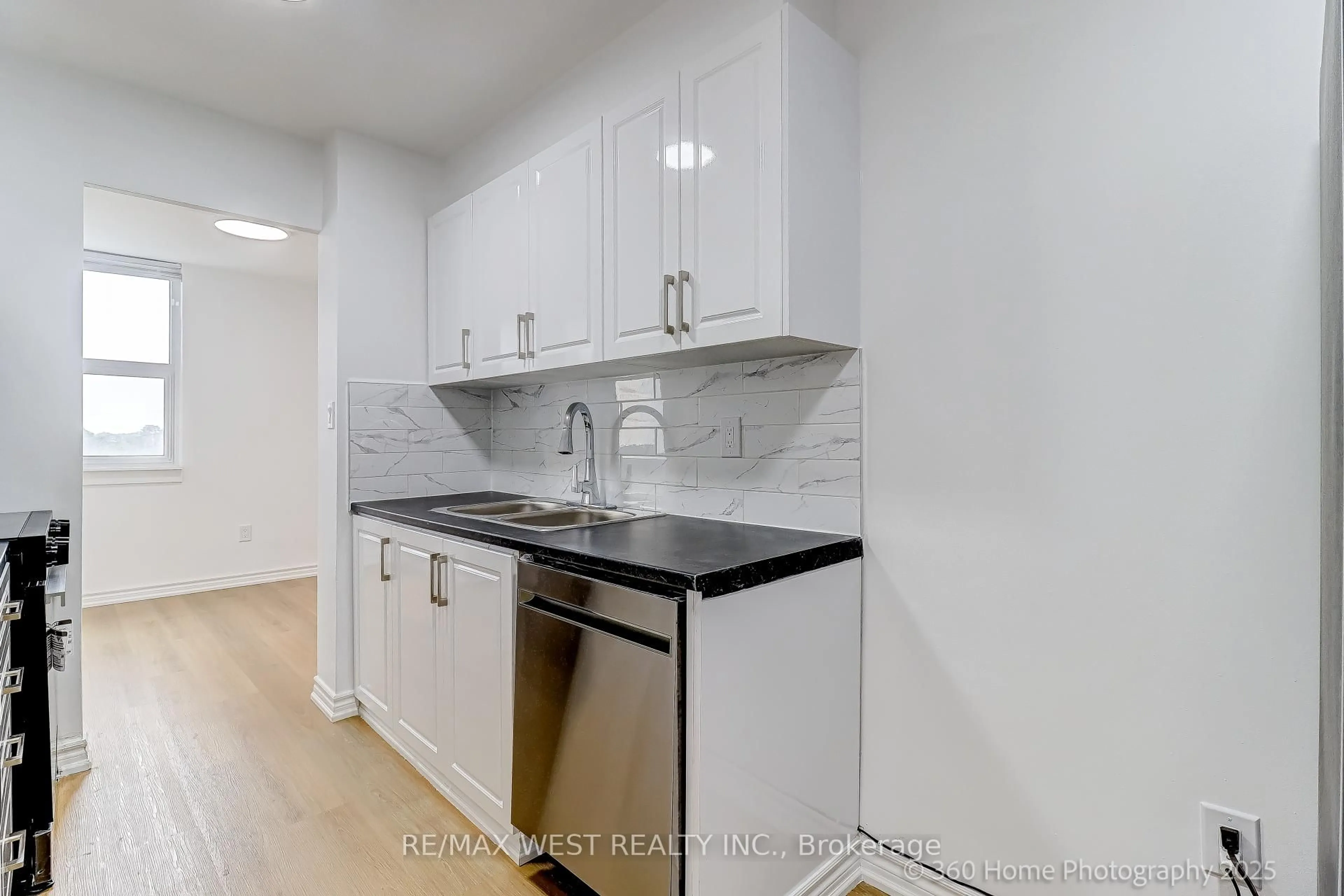Standard kitchen, unknown for 3 Massey Sq #803, Toronto Ontario M4C 5L5