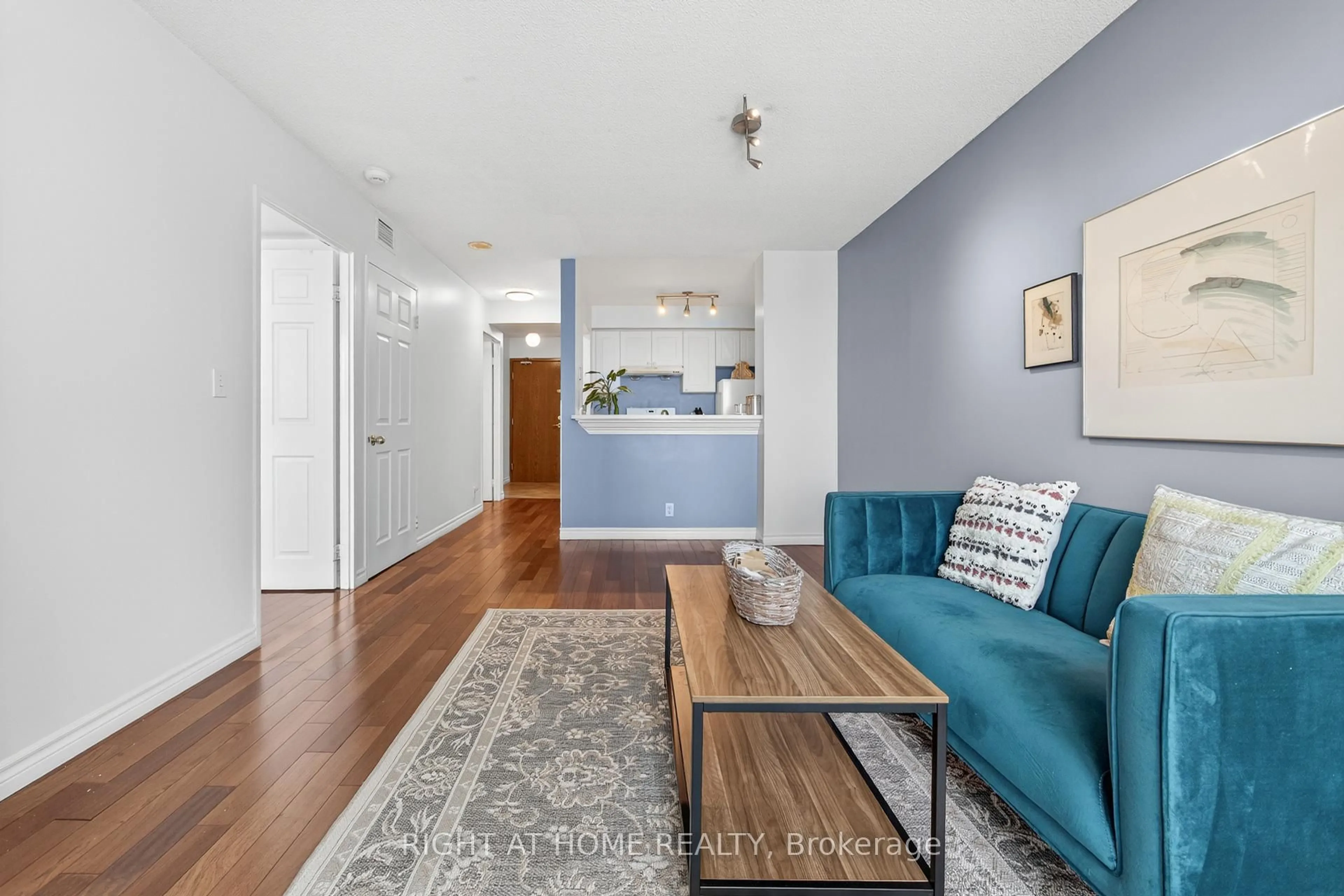 Living room with furniture, unknown for 1 Lee Centre Dr #613, Toronto Ontario M1H 3J2