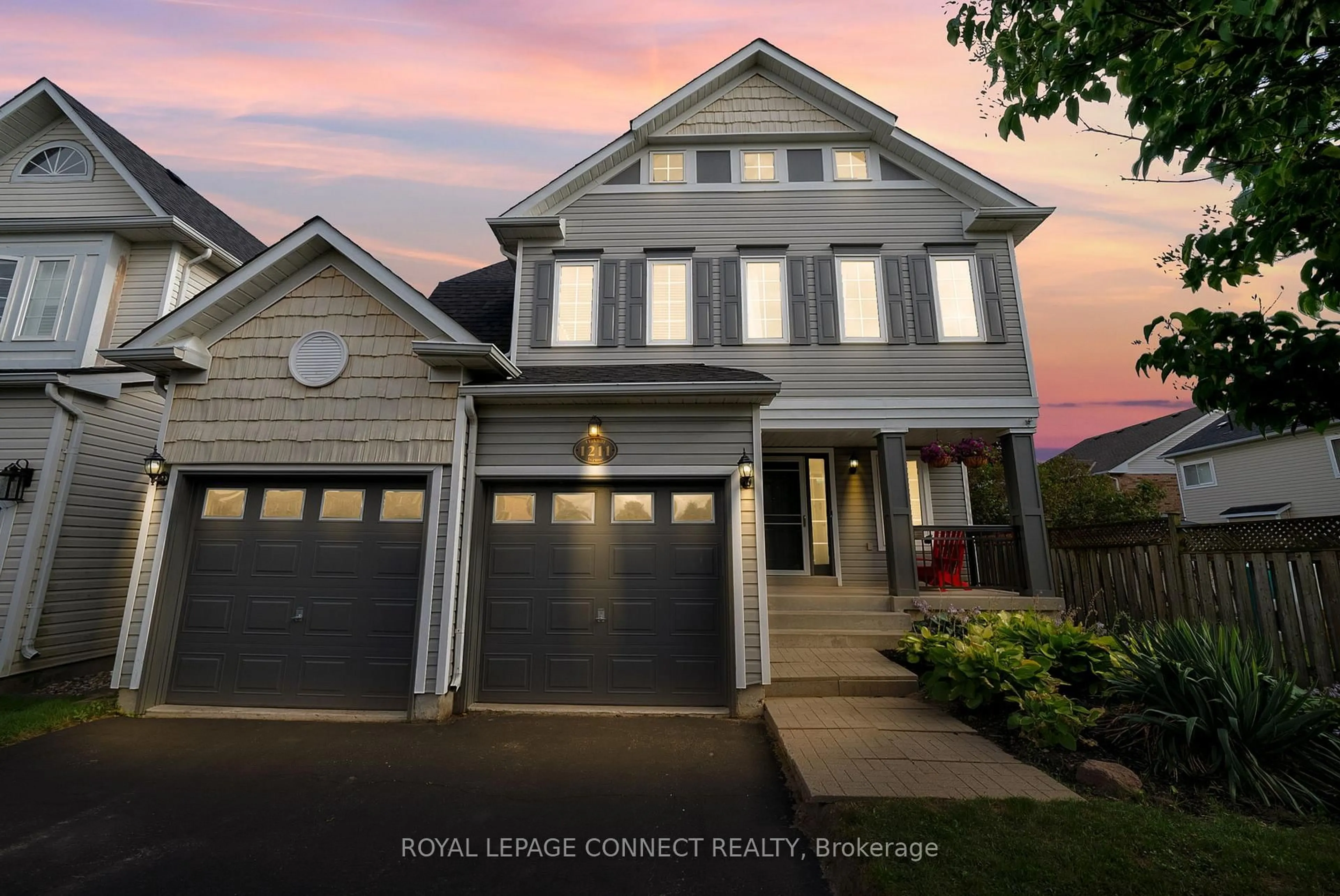 Home with vinyl exterior material, street for 1211 Oakhill Ave, Oshawa Ontario L1K 2R4