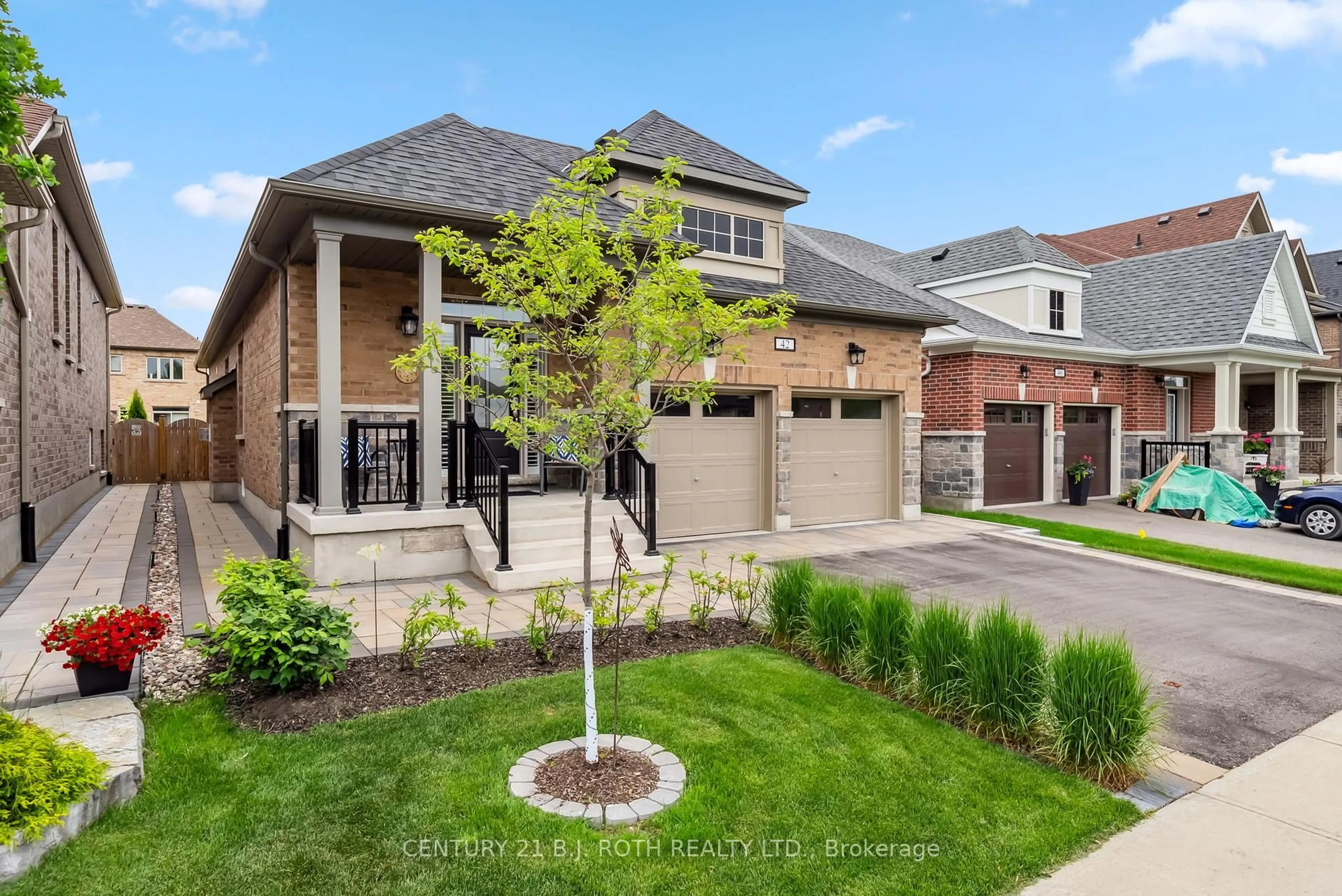 Home with brick exterior material, street for 42 Glenhaven Crt, Scugog Ontario L9L 0A8