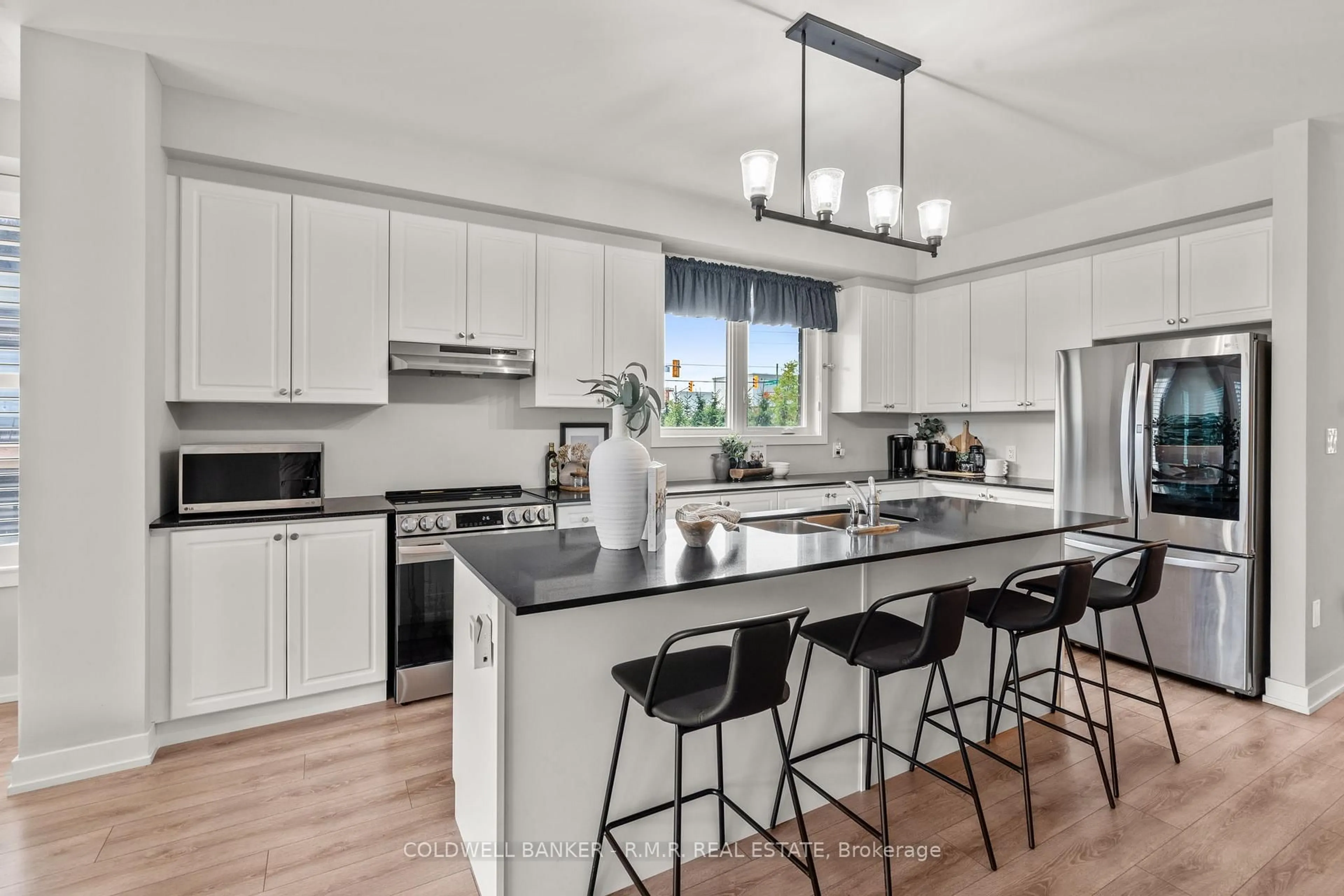 Open concept kitchen, unknown for 43 Assunta Lane, Clarington Ontario L1C 7H3
