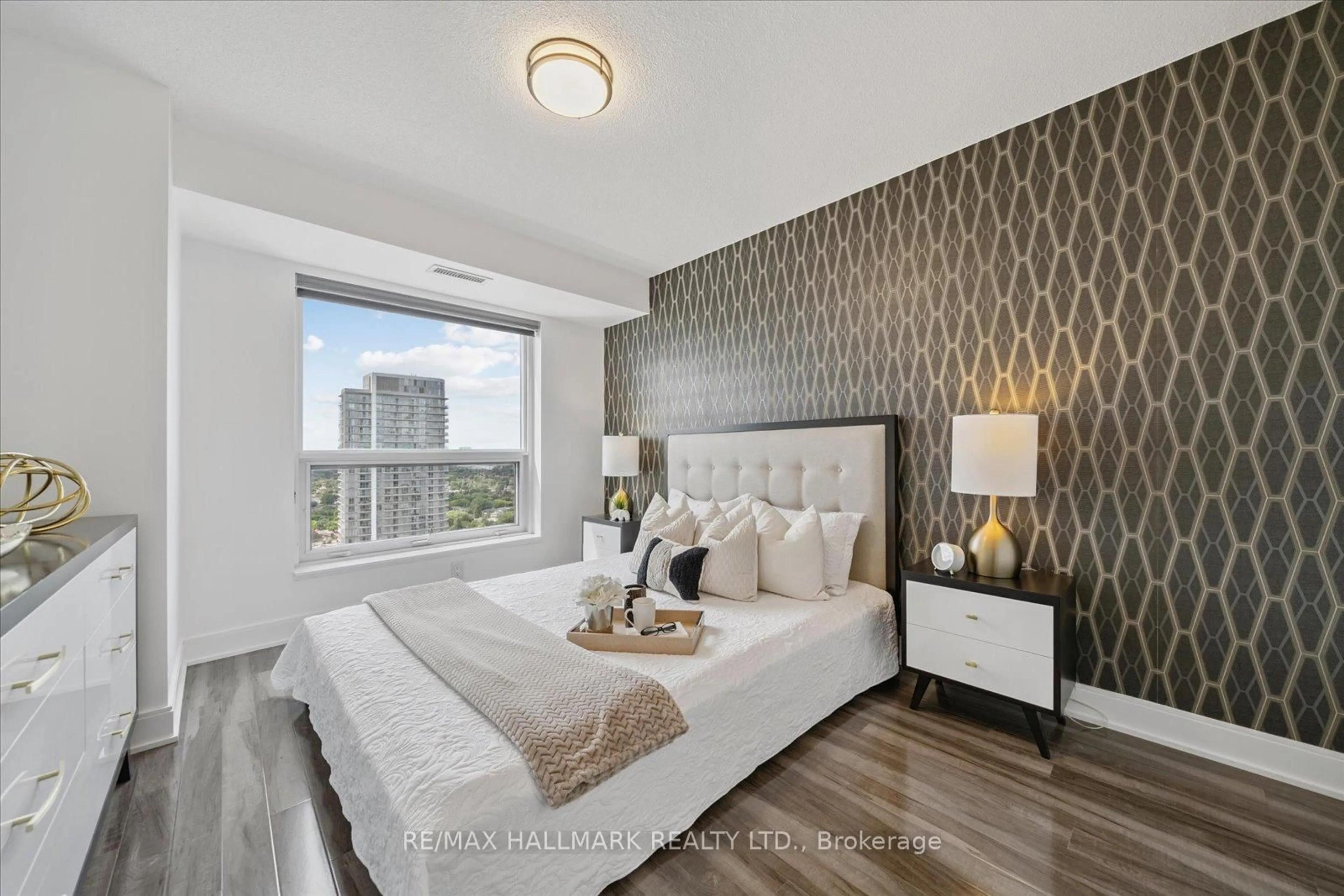 Bedroom with bed, unknown for 125 Village Green Sq #3006, Toronto Ontario M1S 0G3