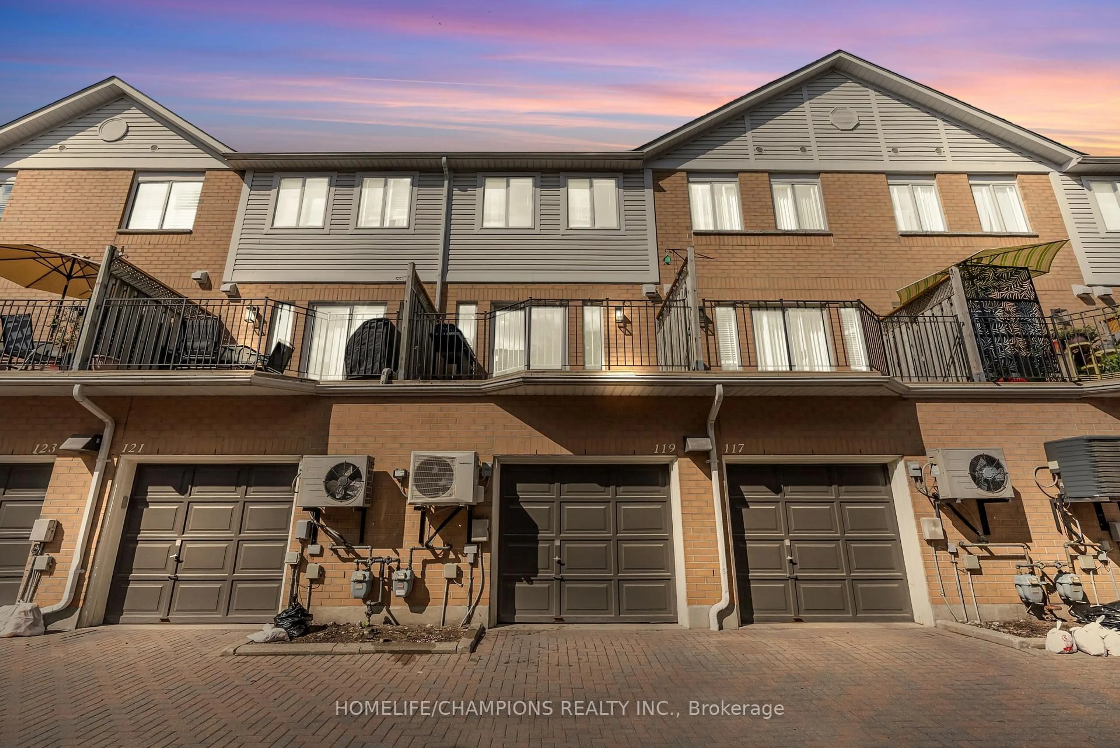 A pic from outside/outdoor area/front of a property/back of a property/a pic from drone, street for 83 Mondeo Dr #119, Toronto Ontario M1P 5B6