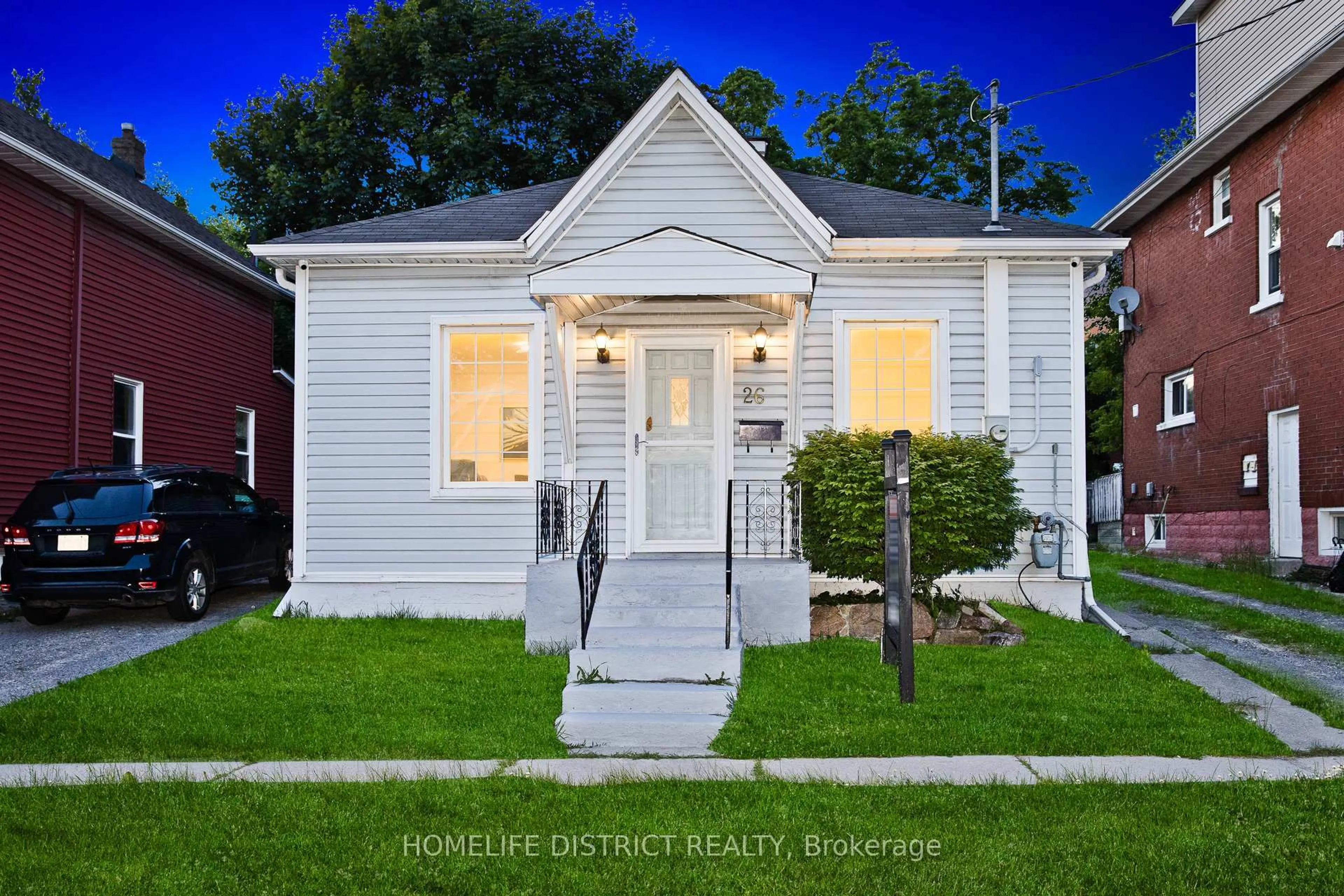 Home with brick exterior material, street for 26 Brock St, Oshawa Ontario L1G 1R9