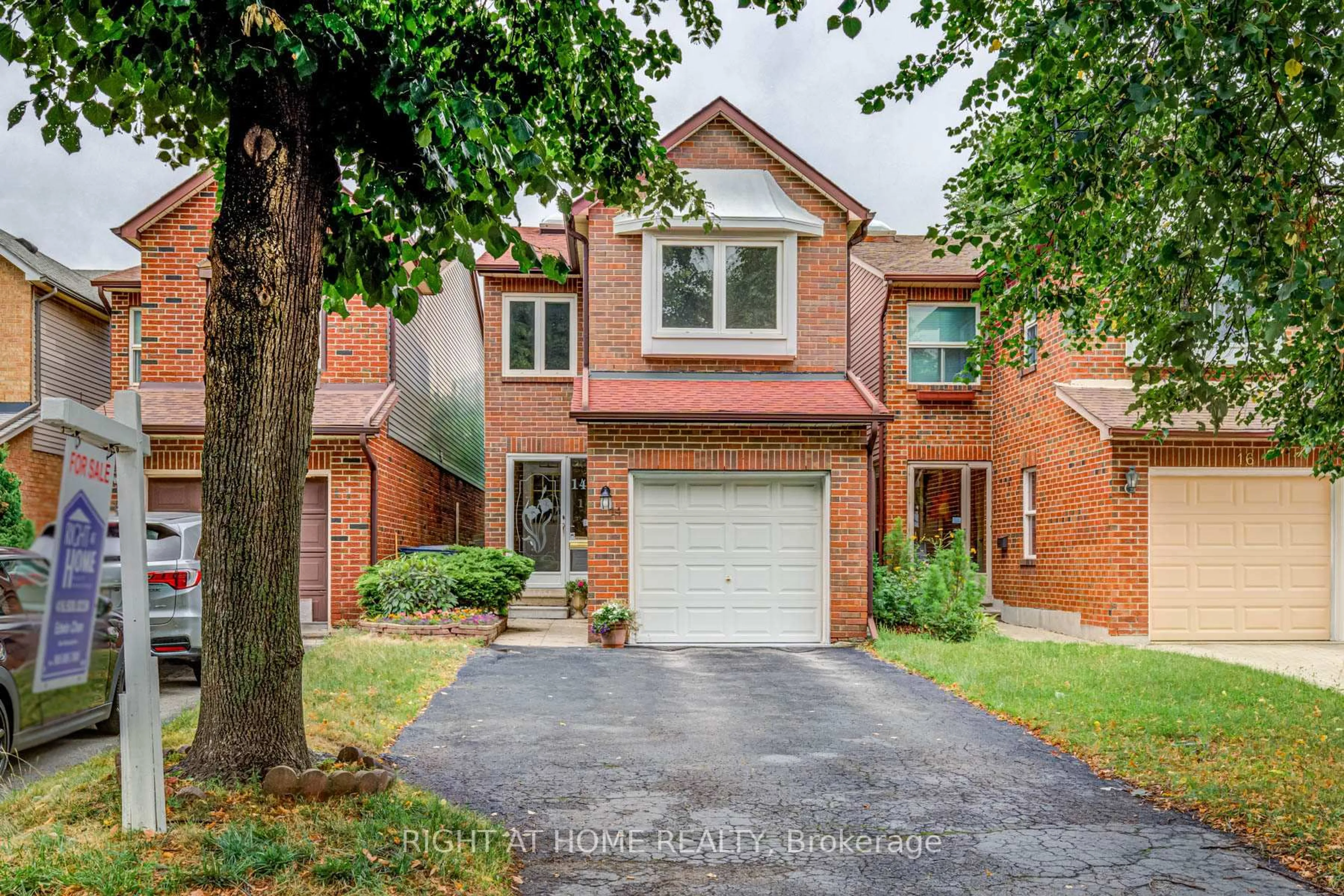 Home with brick exterior material, street for 14 Belsay Crt, Toronto Ontario M1W 3W4