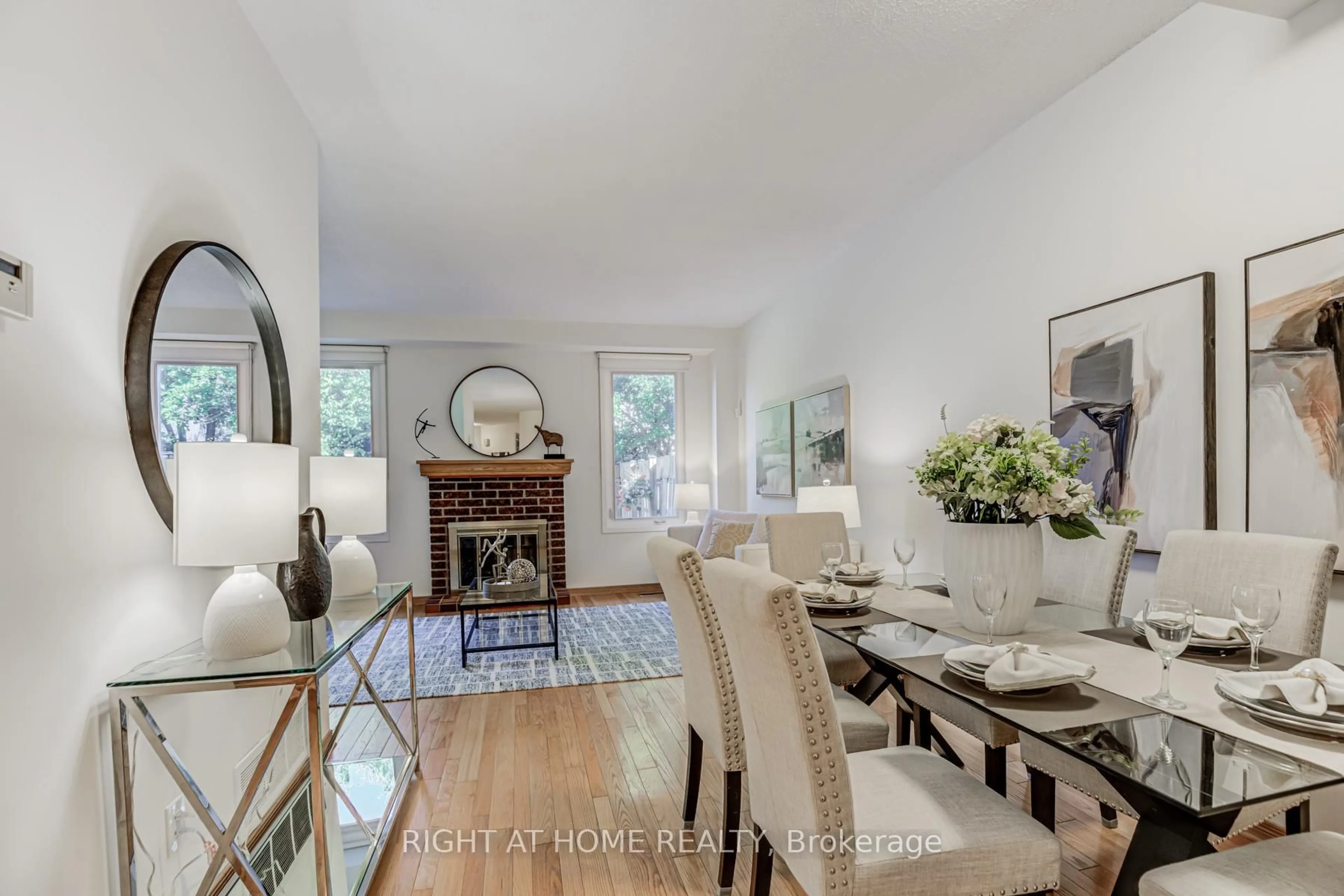 Dining room, unknown for 14 Belsay Crt, Toronto Ontario M1W 3W4