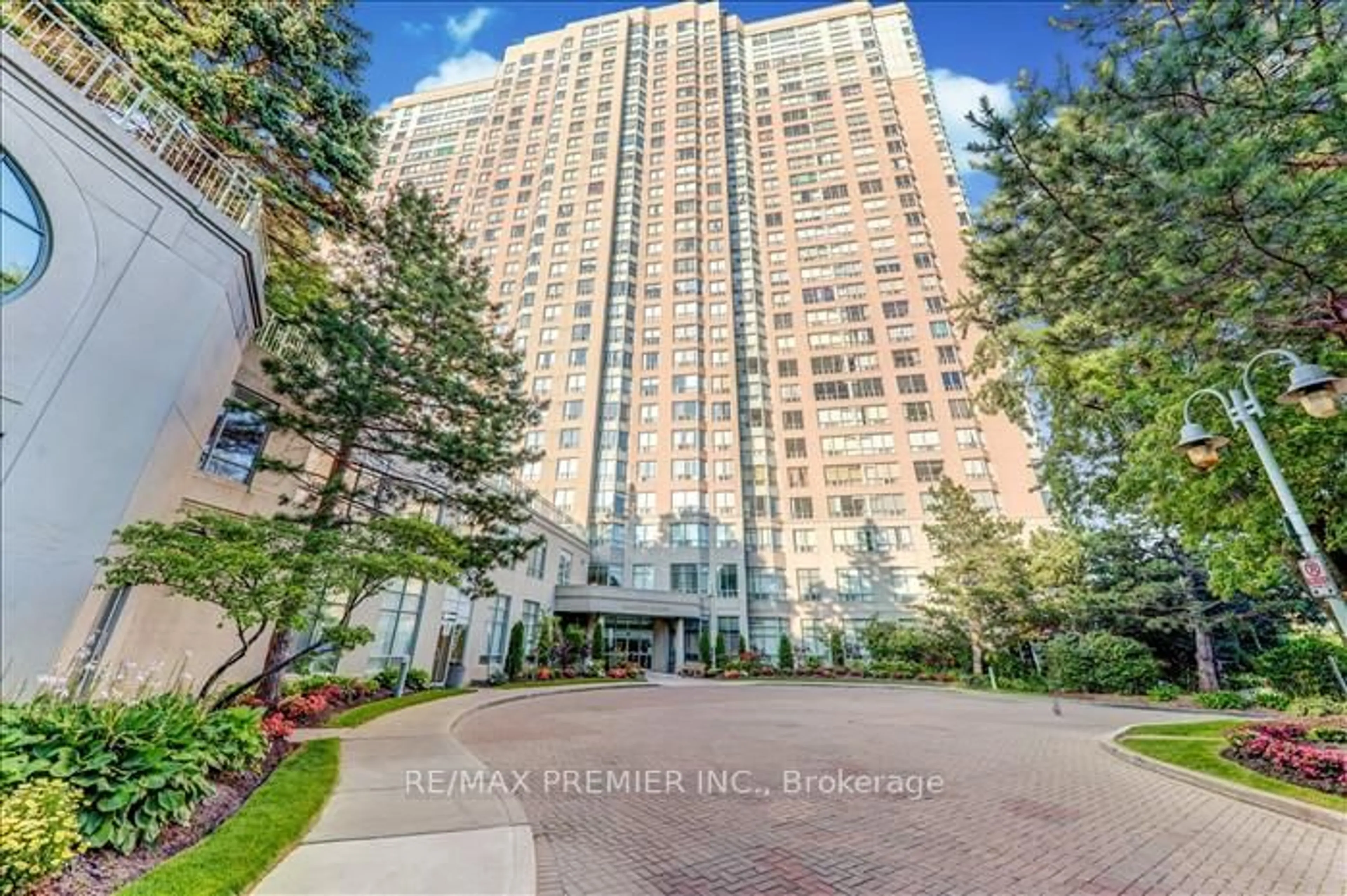 Indoor foyer for 88 Corporate Dr #2602, Toronto Ontario M1H 3G6