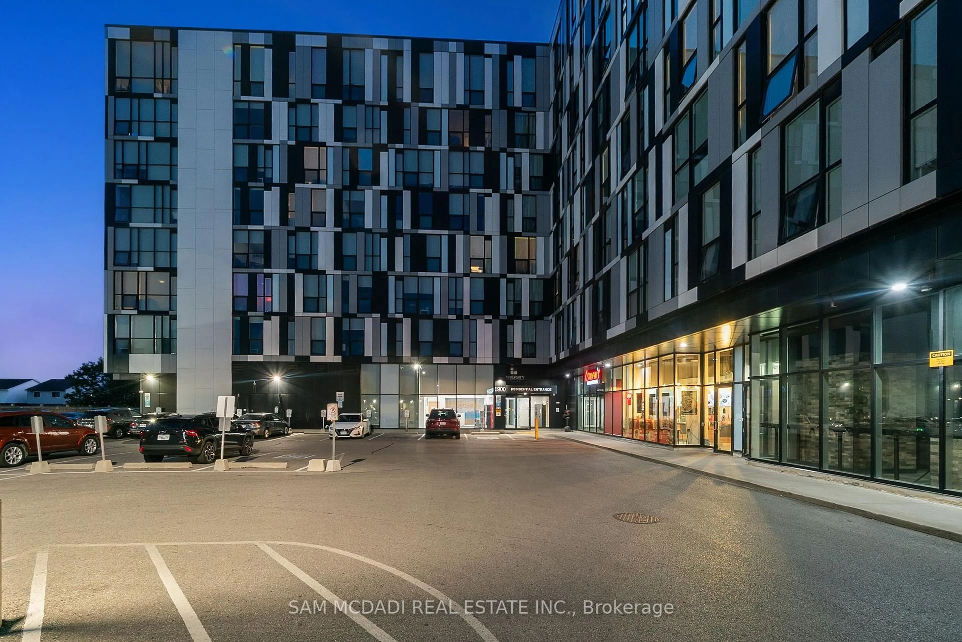 Unknown for 1900 Simcoe St #319, Oshawa Ontario L1G 4Y3