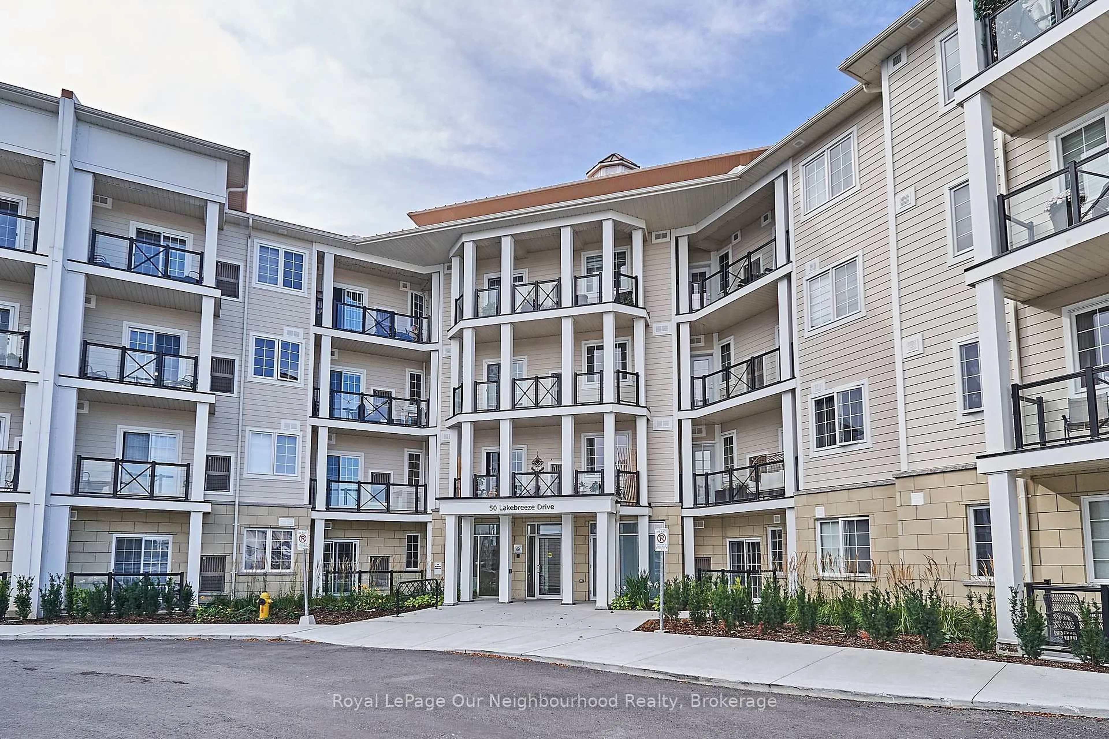 Unknown for 50 Lakebreeze Dr #218, Clarington Ontario L1B 0V9