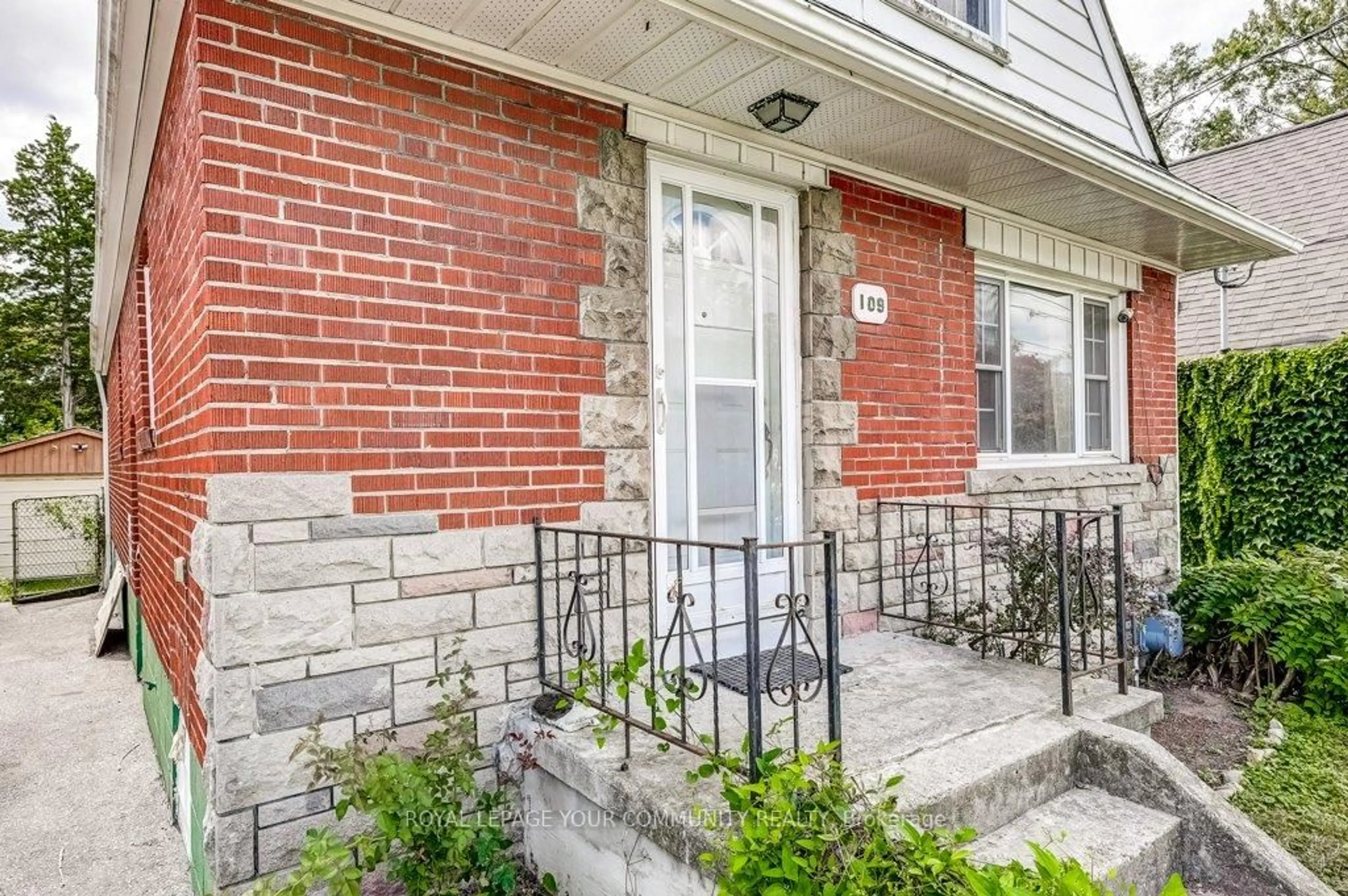 Home with brick exterior material, street for 109 Glencrest Blvd, Toronto Ontario M4B 1L9