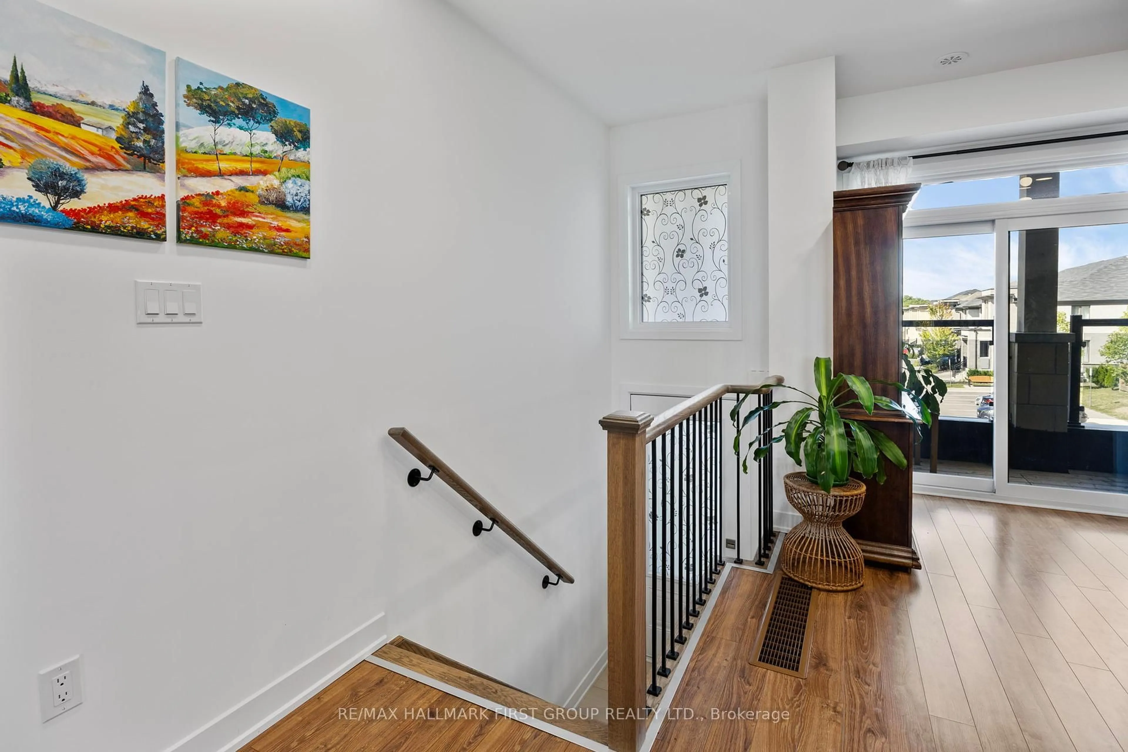 Indoor entryway for 7 Shawfield Way #79, Whitby Ontario L1R 0N8