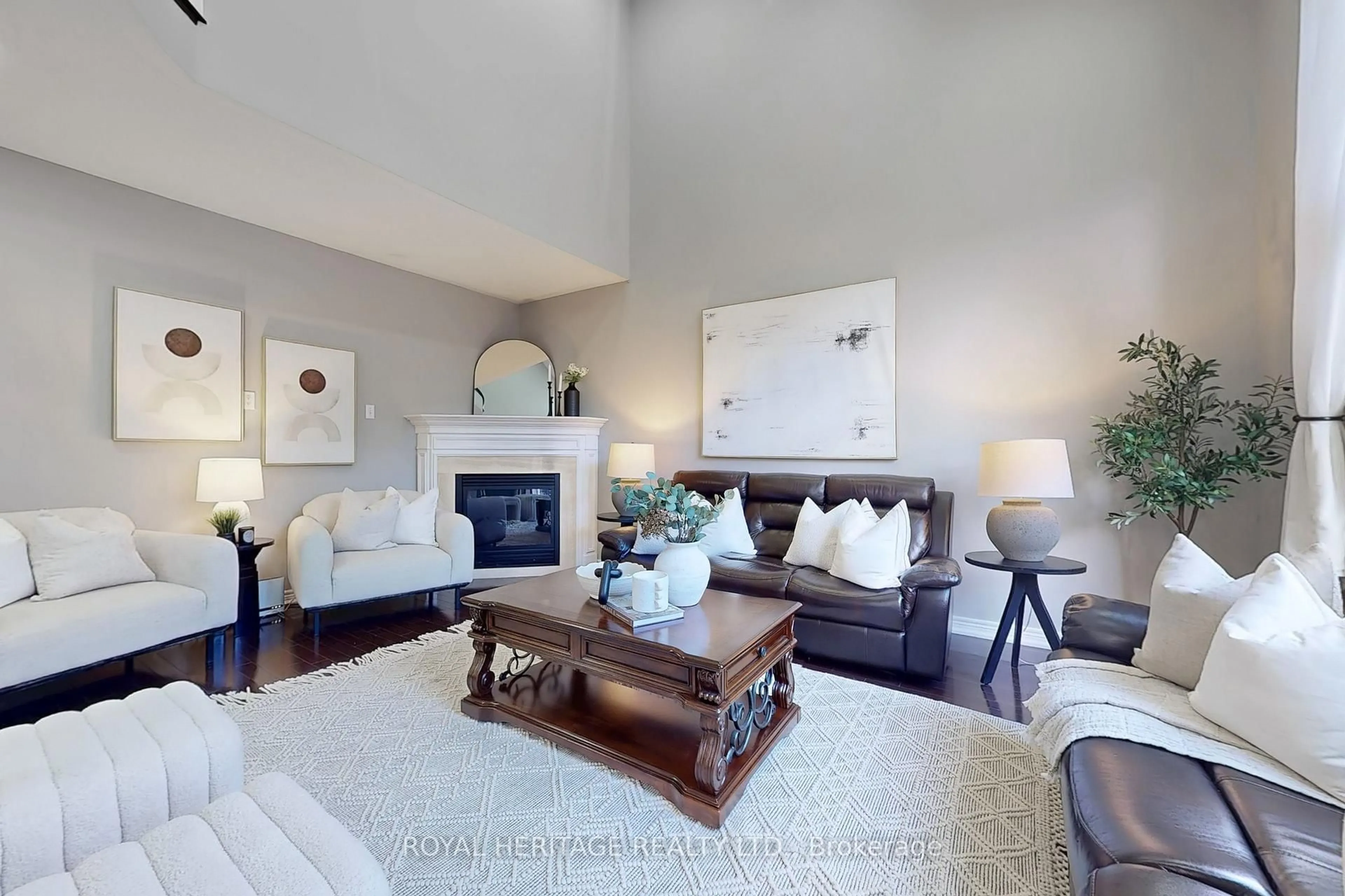 Living room with furniture, unknown for 47 Sisson Lane, Clarington Ontario L1B 0A7