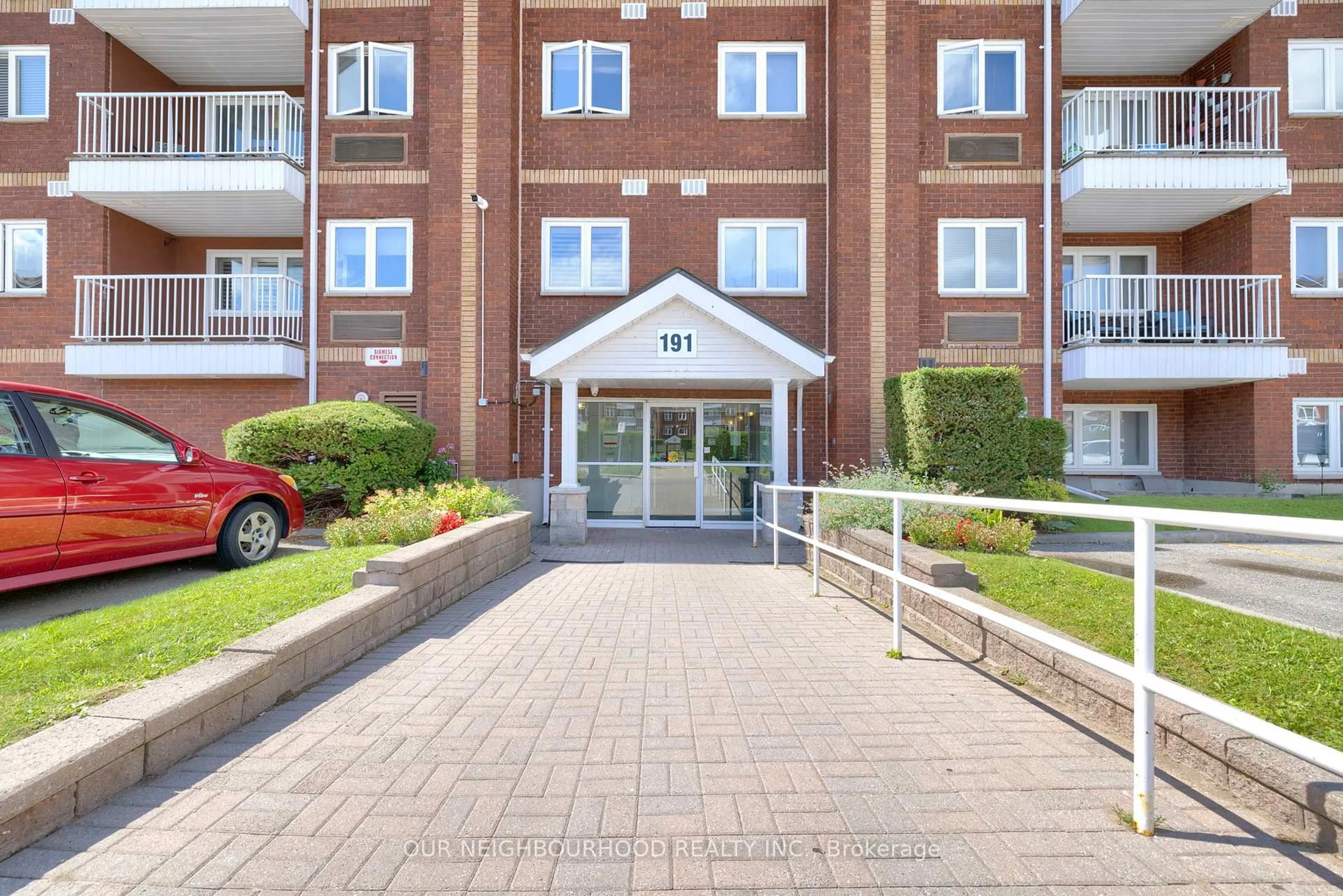 Indoor foyer for 191 Lake Driveway Dr #210, Ajax Ontario L1S 7H9