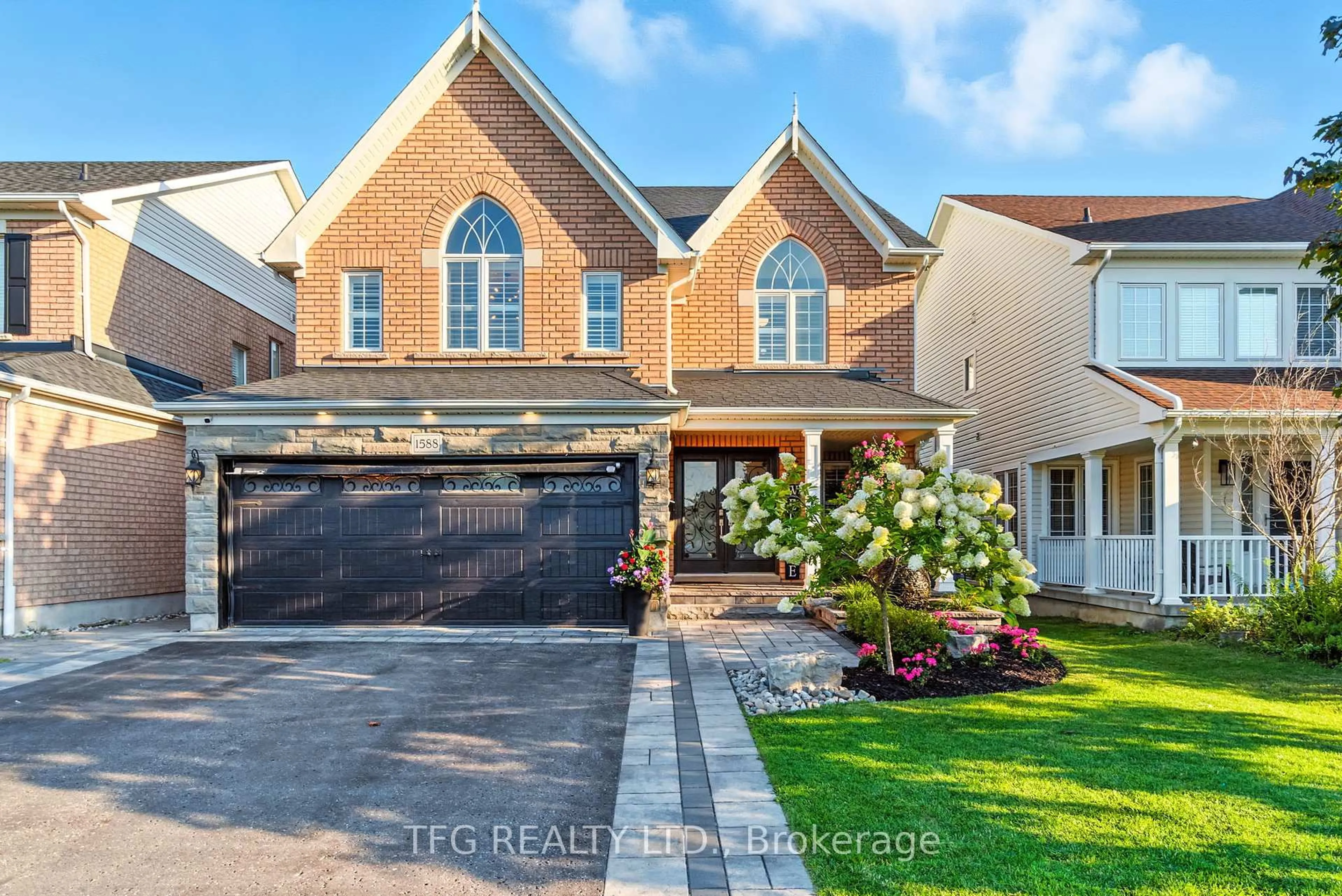 Home with brick exterior material, street for 1588 Spencely Dr, Oshawa Ontario L1K 0B3