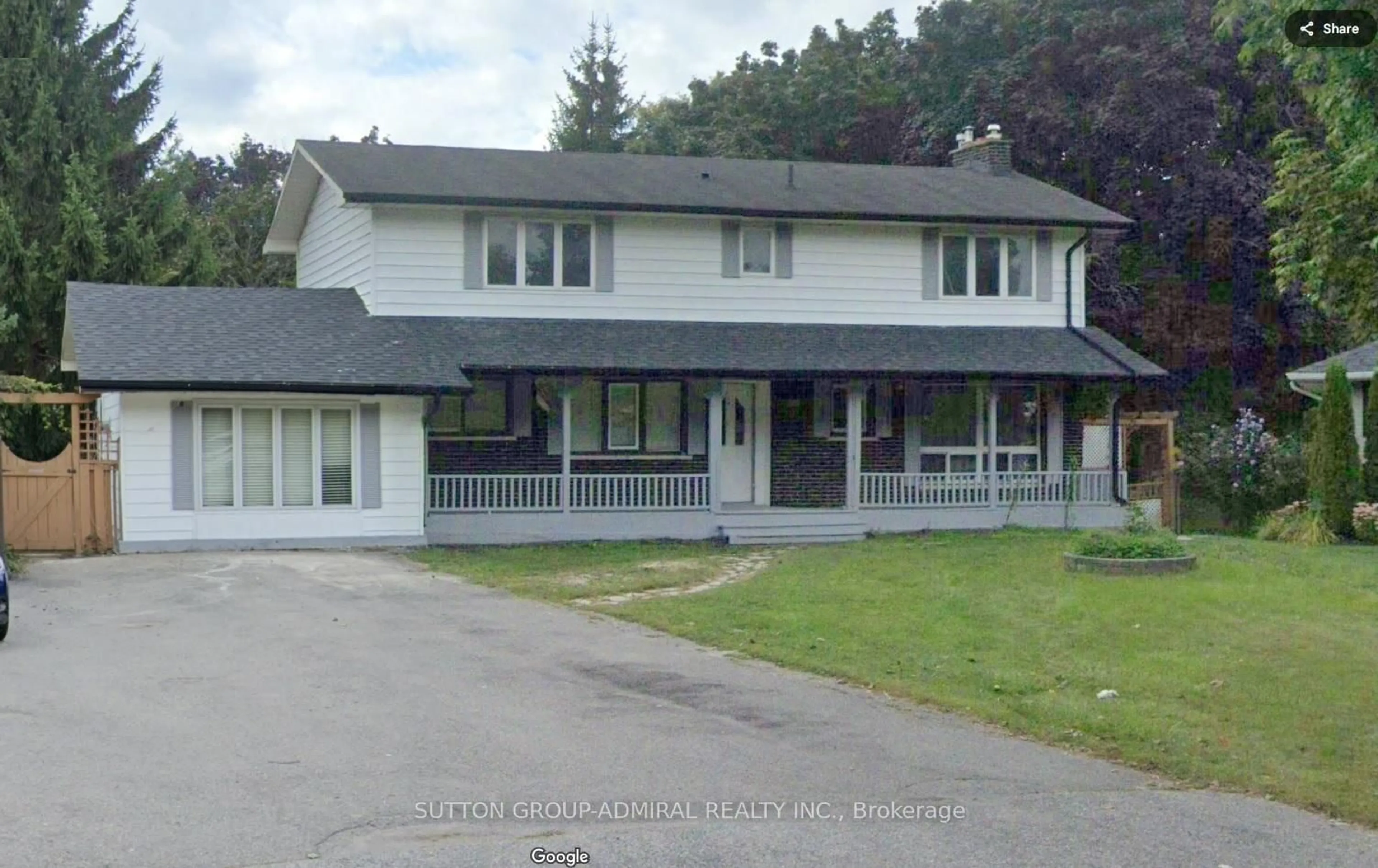 Unknown for 696 JASMINE Cres, Oshawa Ontario L1G 3C3